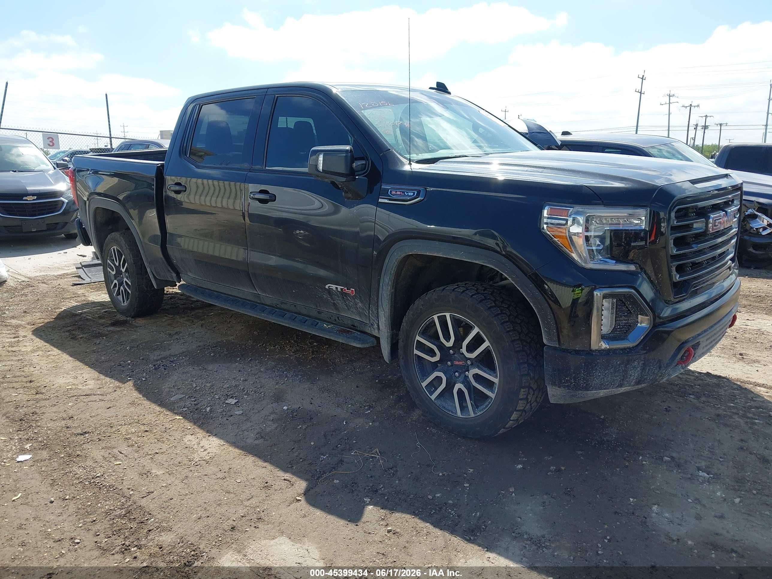 2021 GMC Sierra 1500 AT4, VIN 3GTP9EELXMG449322 — Front end