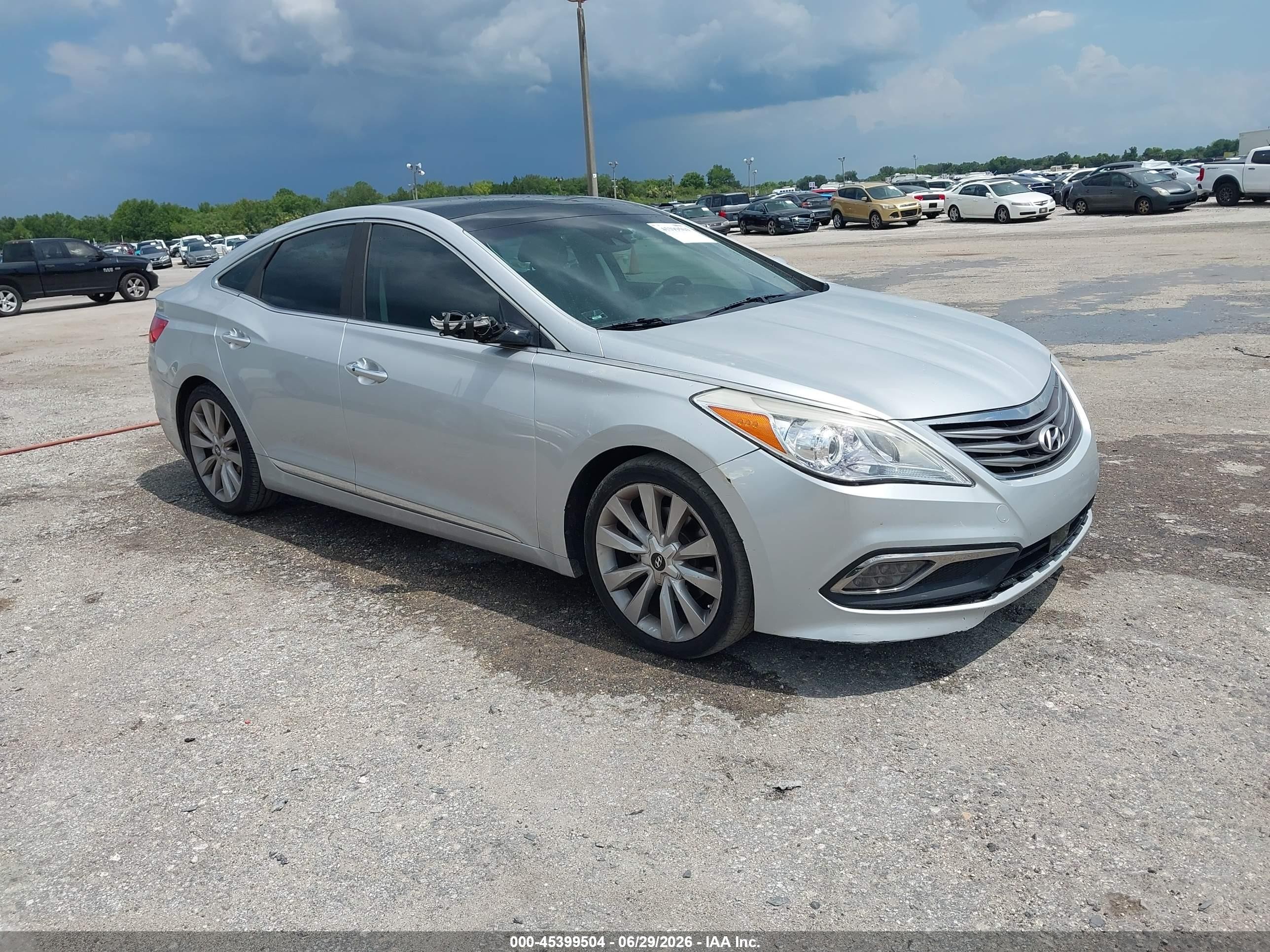 2017 Hyundai Azera Limited, VIN KMHFH4JG8HA583490 — Обычный износ
