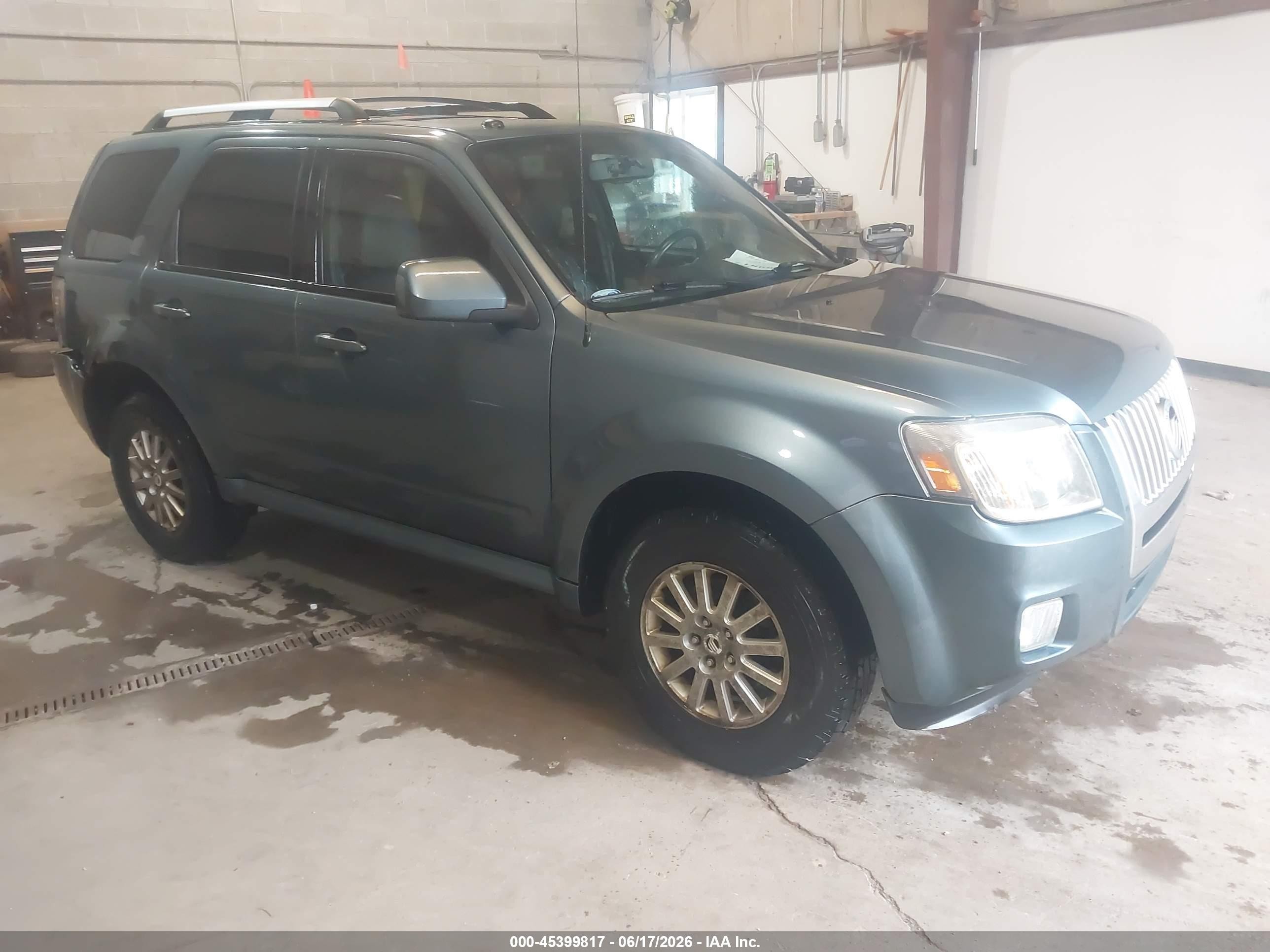 2010 Mercury Mariner Premier, VIN 4M2CN9HG5AKJ10806 — Rear end