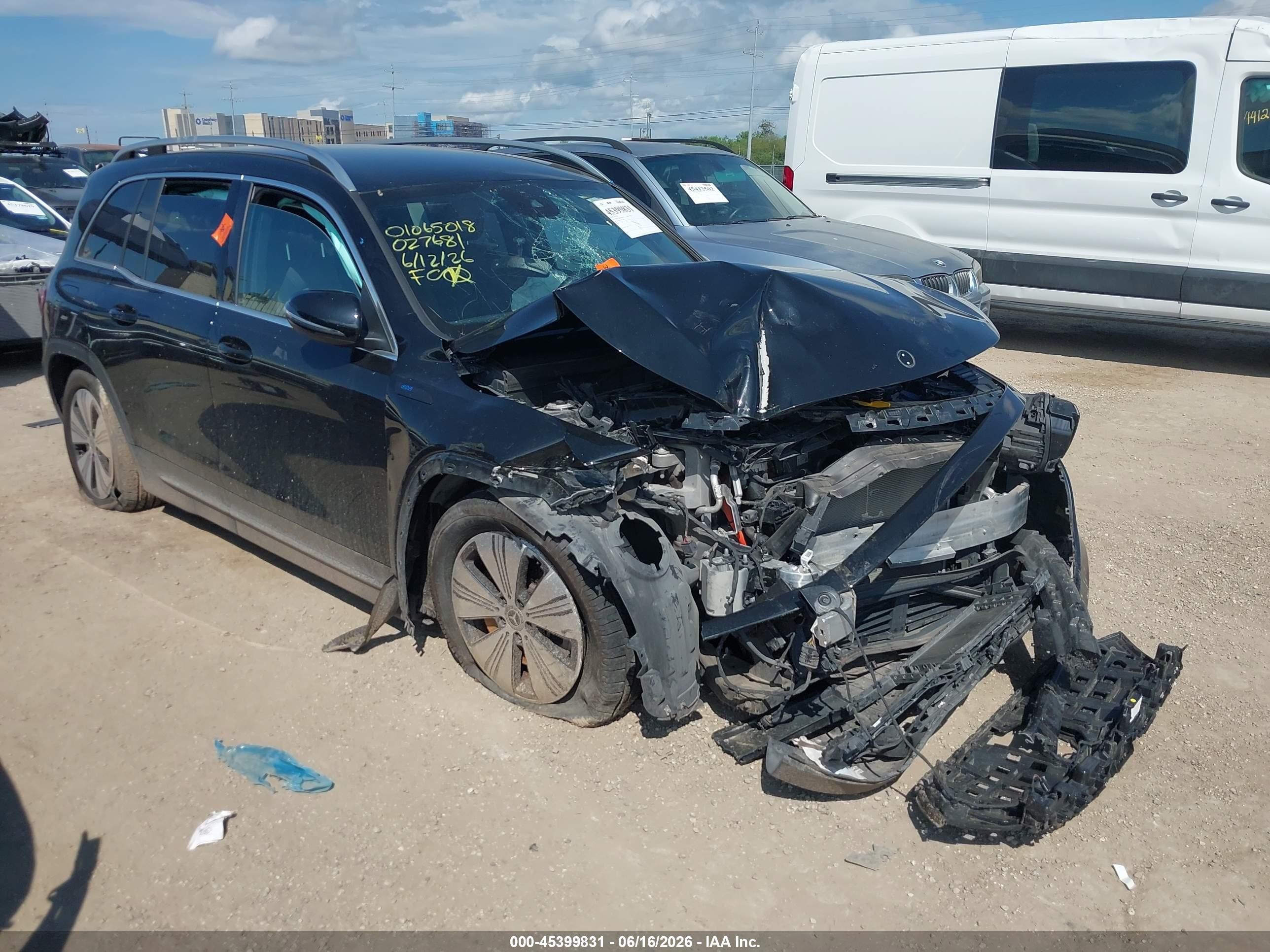 2023 Mercedes-Benz EQB 250+, VIN W1N9M0CB9PN027681 — Front end