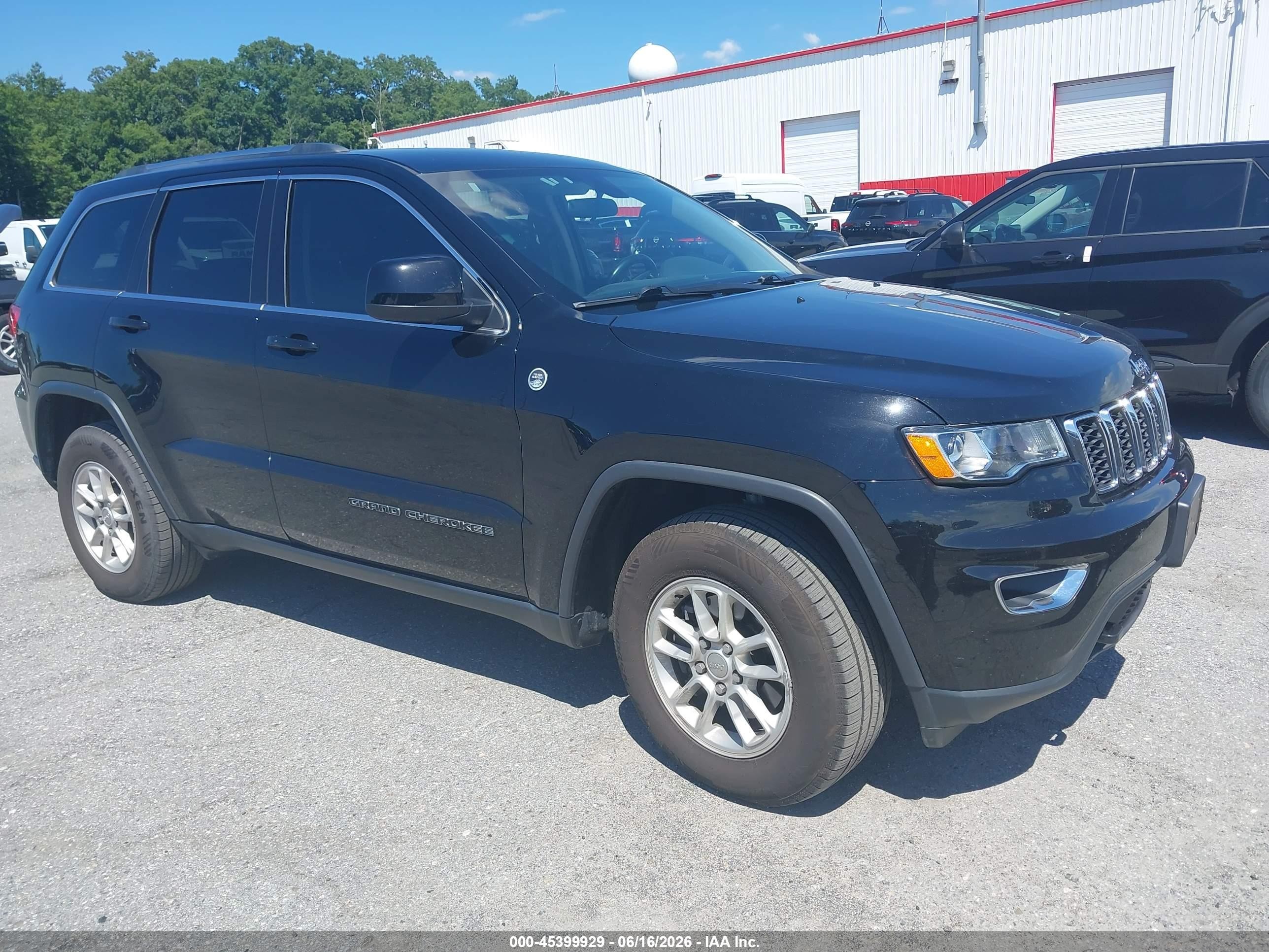 2019 Jeep Grand Cherokee Altitude, VIN 1C4RJFAG8KC754249 — Normal wear