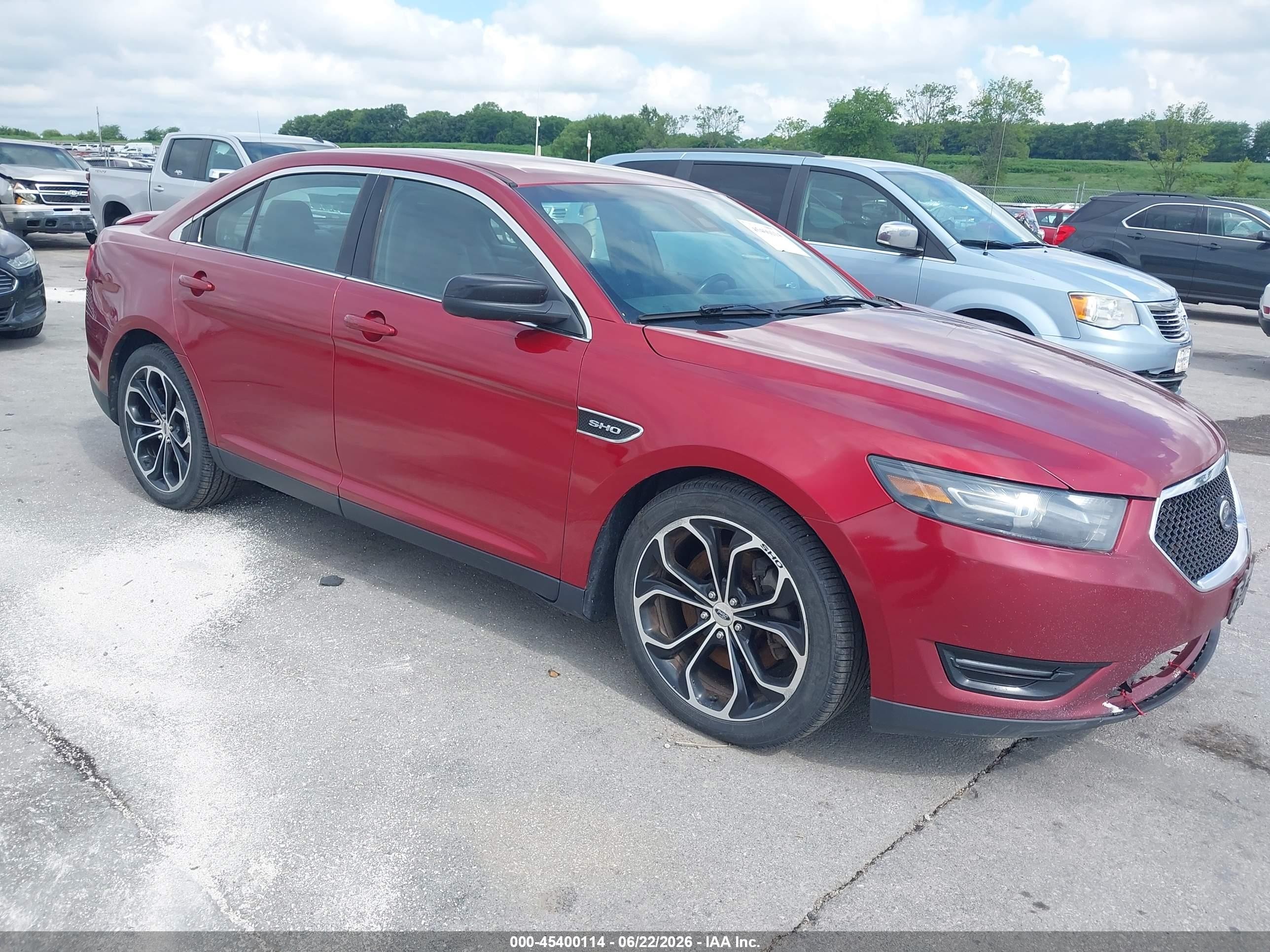 2015 Ford Taurus SHO, VIN 1FAHP2KTXFG127426 — Град