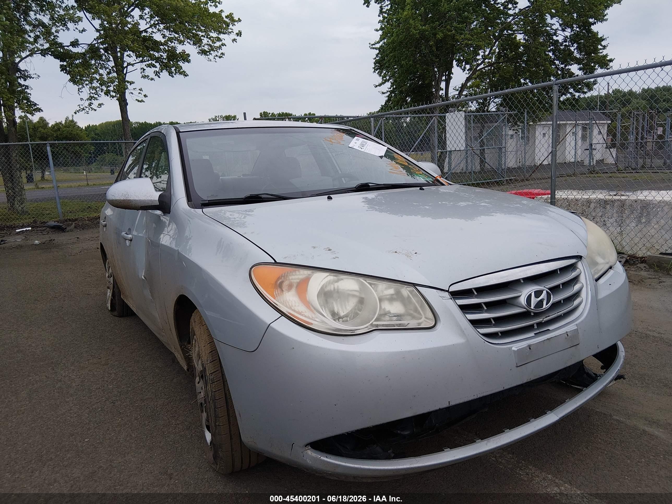 2010 Hyundai Elantra GLS, VIN KMHDU4AD7AU154919 — Front end