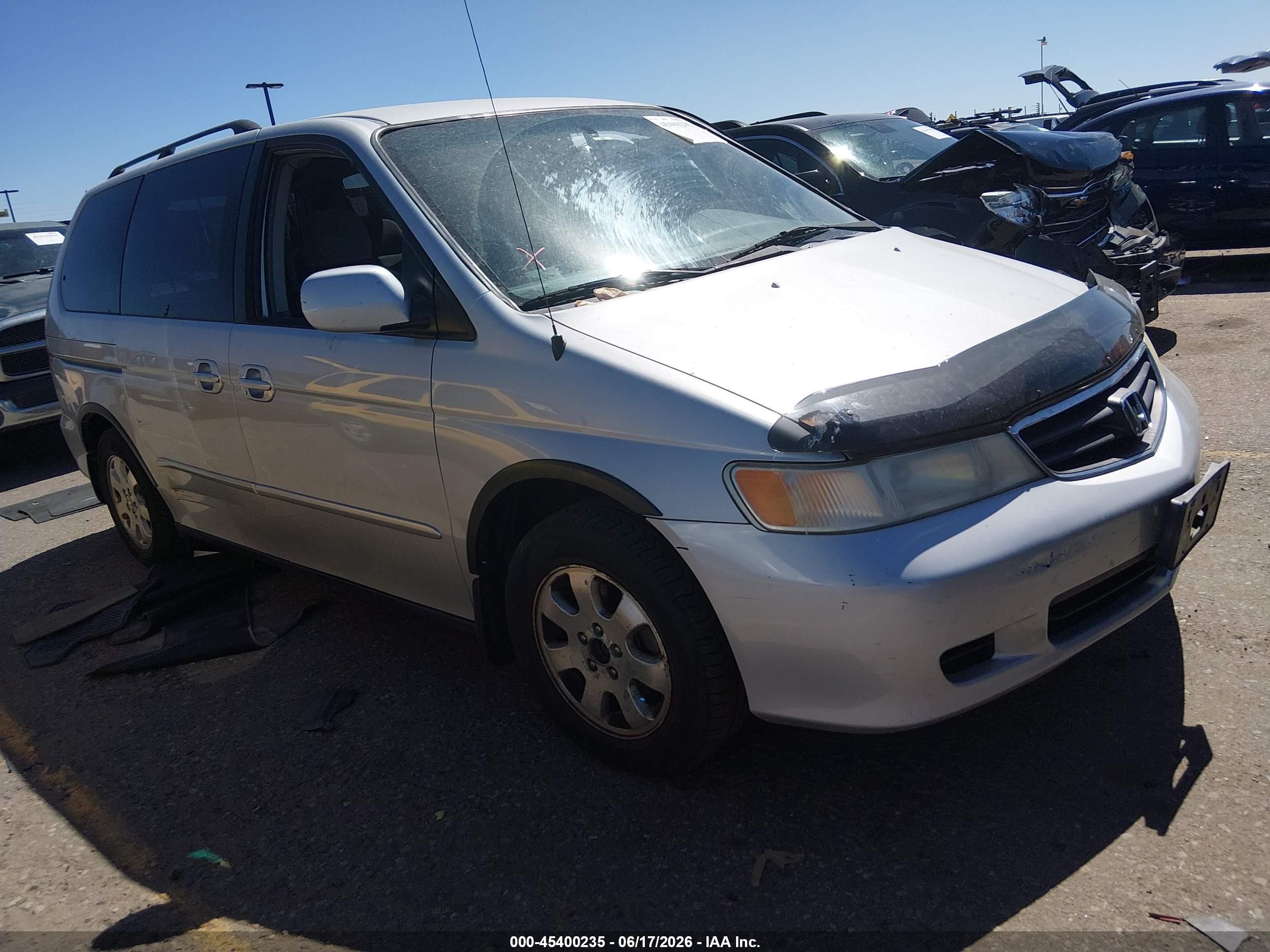2002 Honda Odyssey EX, VIN 5FNRL18652B014560 — Side