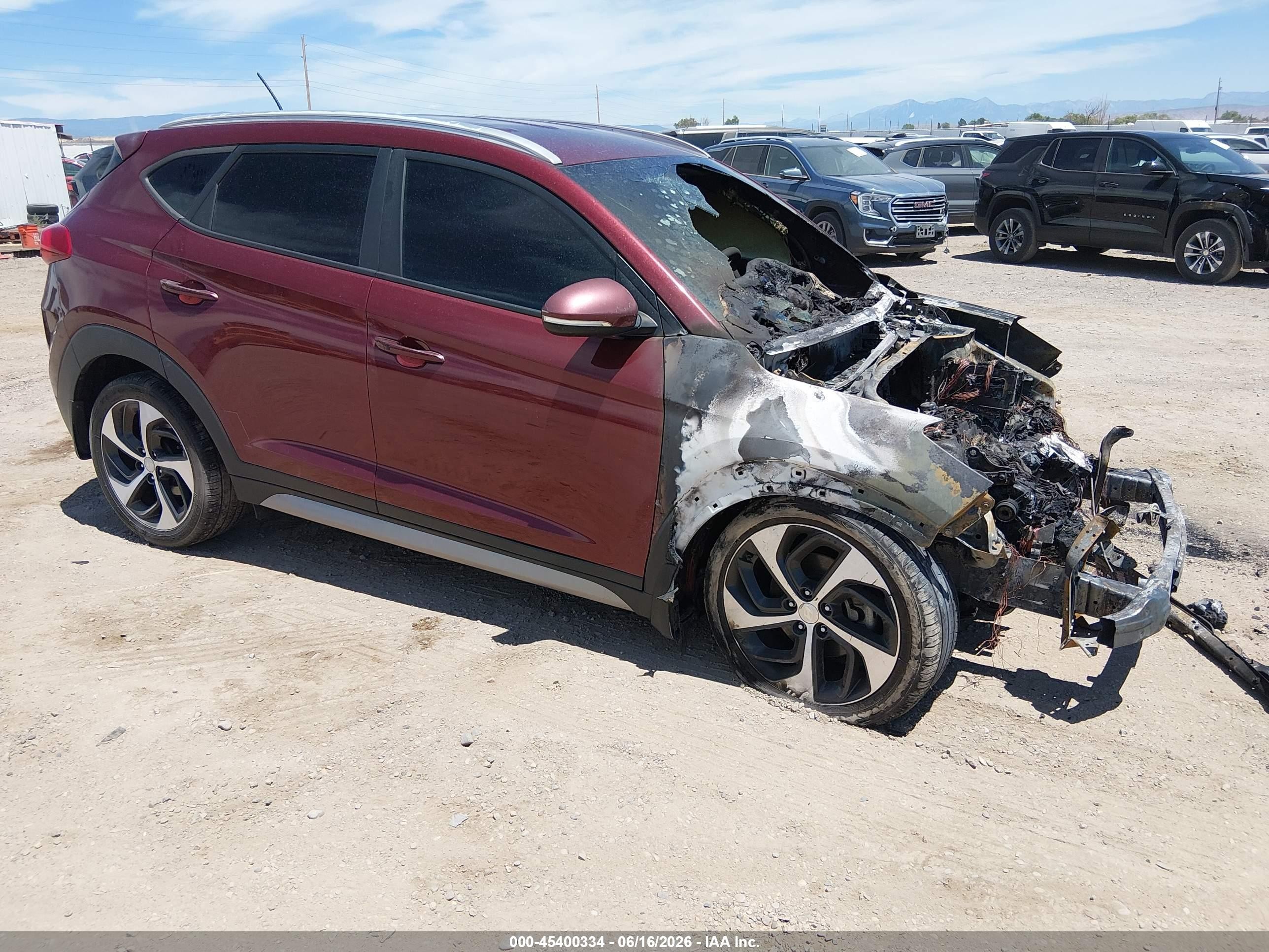 2017 Hyundai Tucson Limited, VIN KM8J3CA23HU310768 — Engine fire
