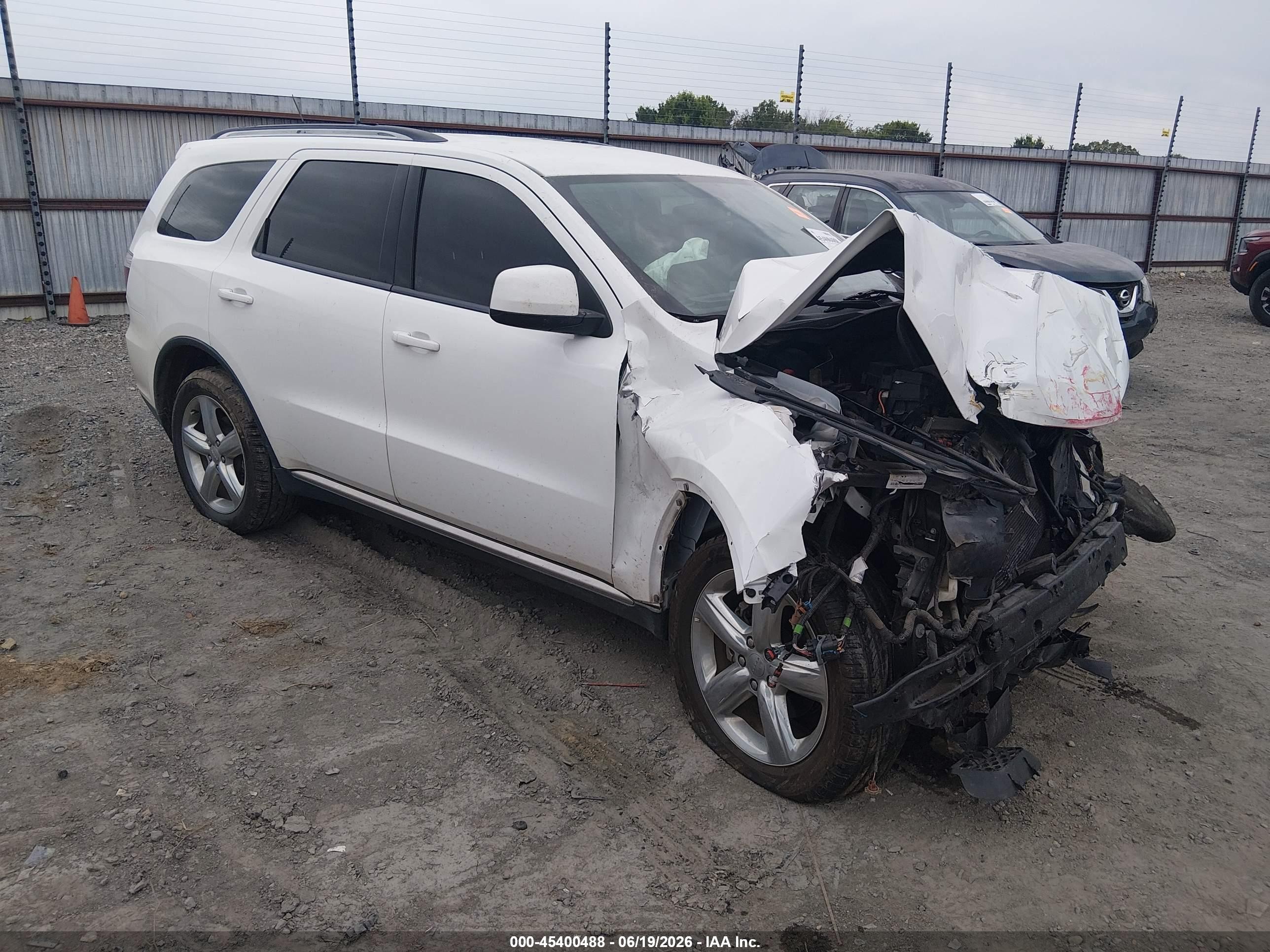 2013 Dodge Durango SXT, VIN 1C4RDHAG6DC694719 — Front end