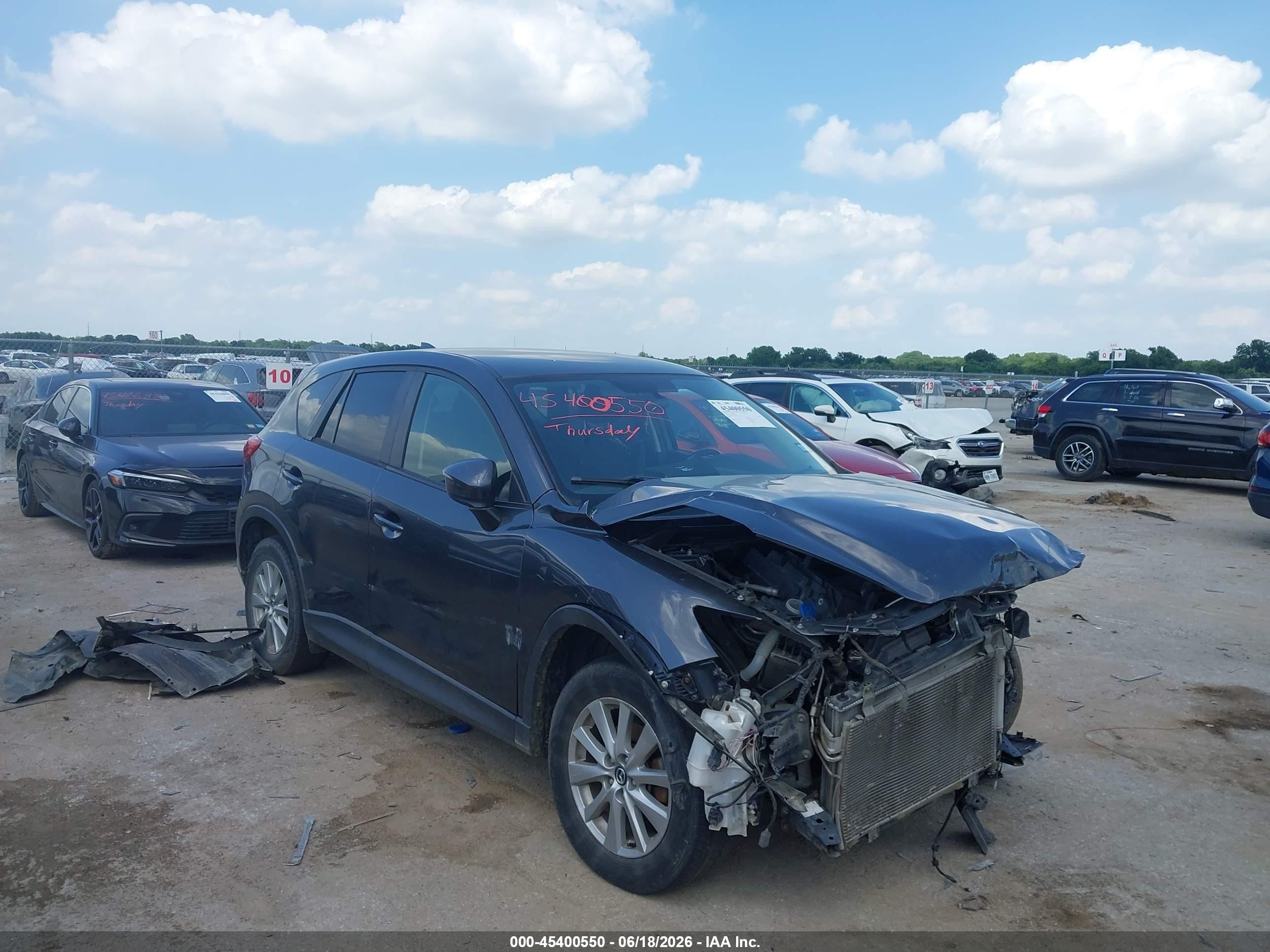 2016 Mazda CX-5 Touring, VIN JM3KE4CY4G0907032 — Front end