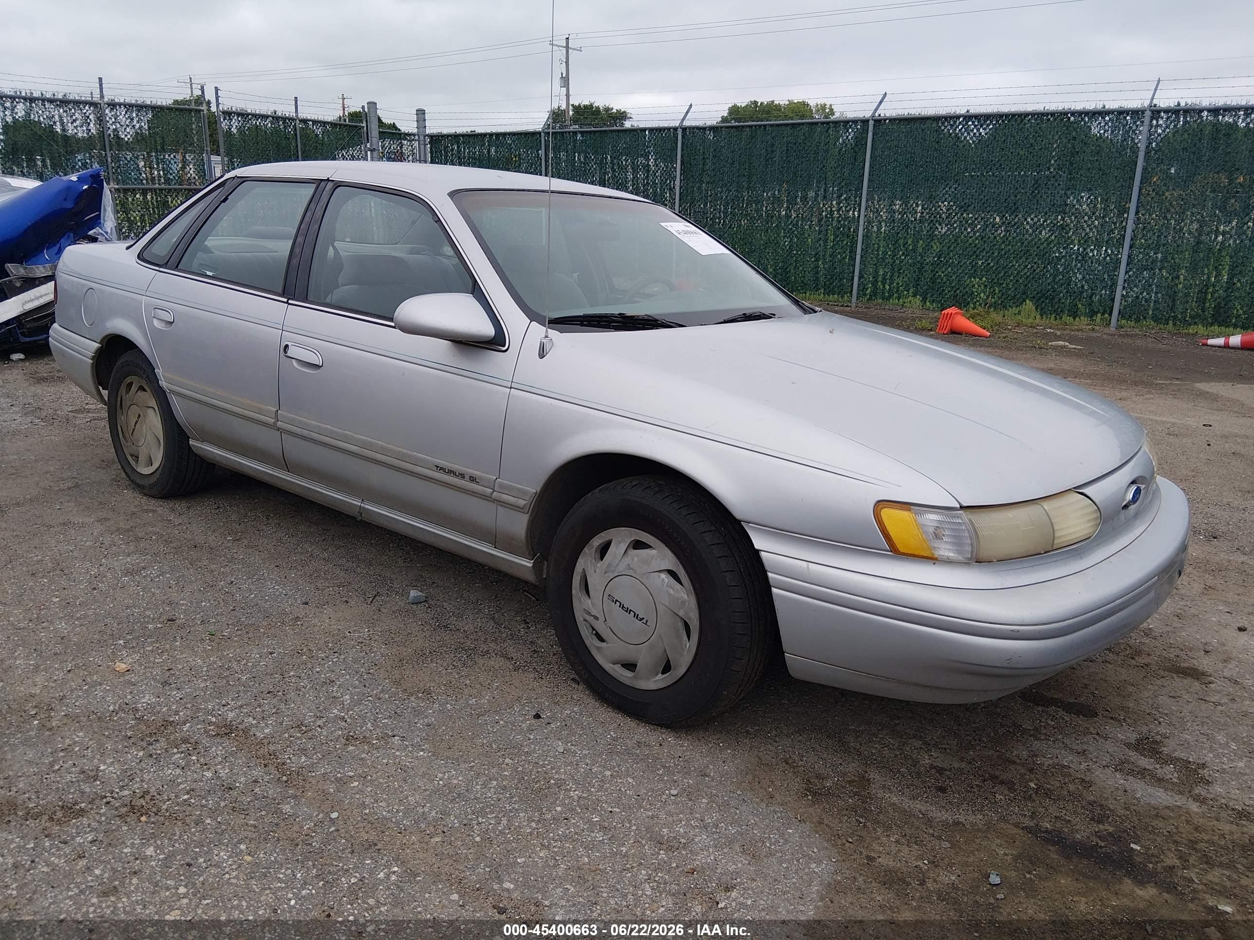 1995 Ford Taurus GL, VIN 1FALP52U4SG255238 — Обычный износ