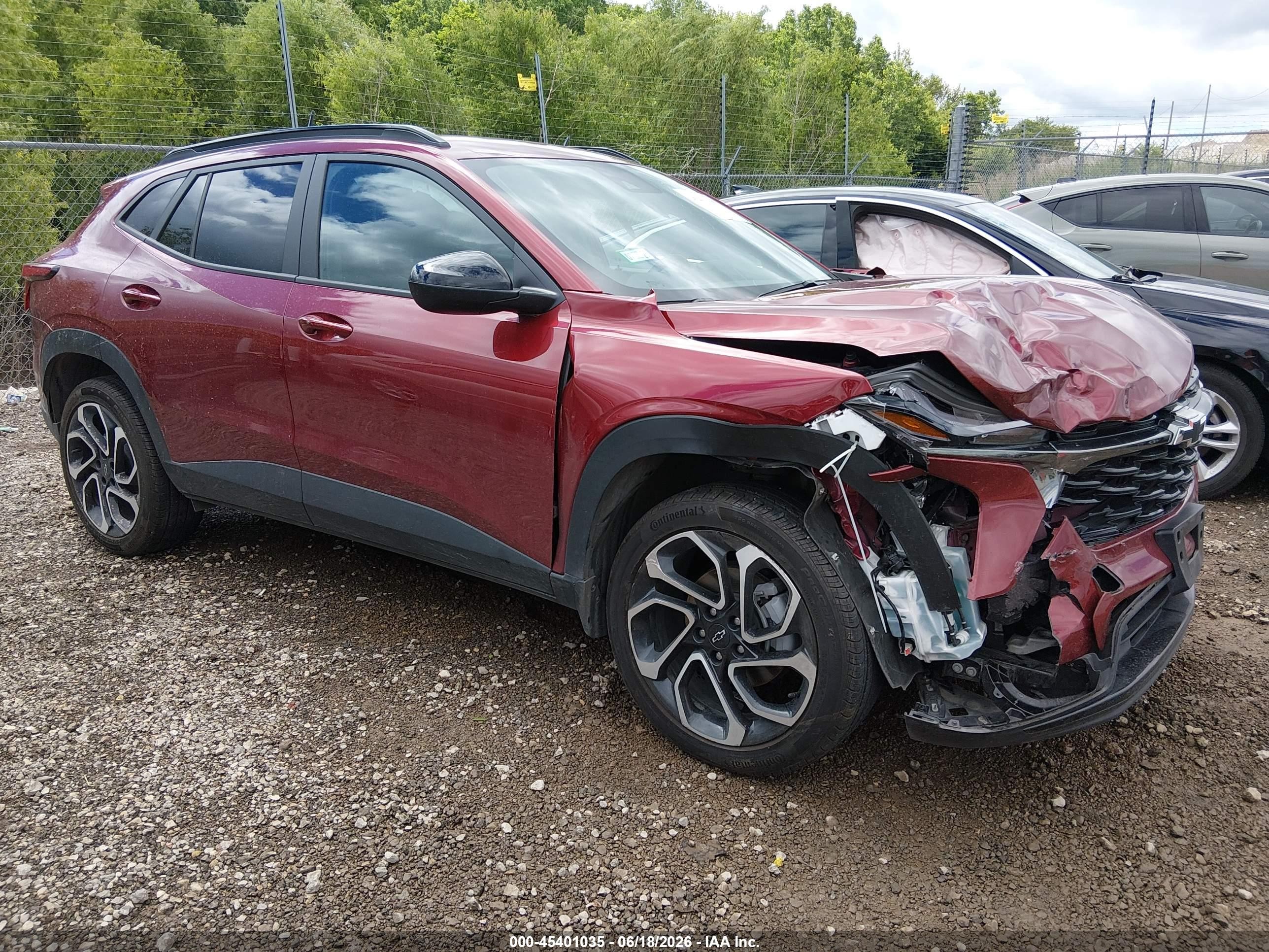 2025 Chevrolet Trax 2RS, VIN KL77LJEP5SC152033 — Front end