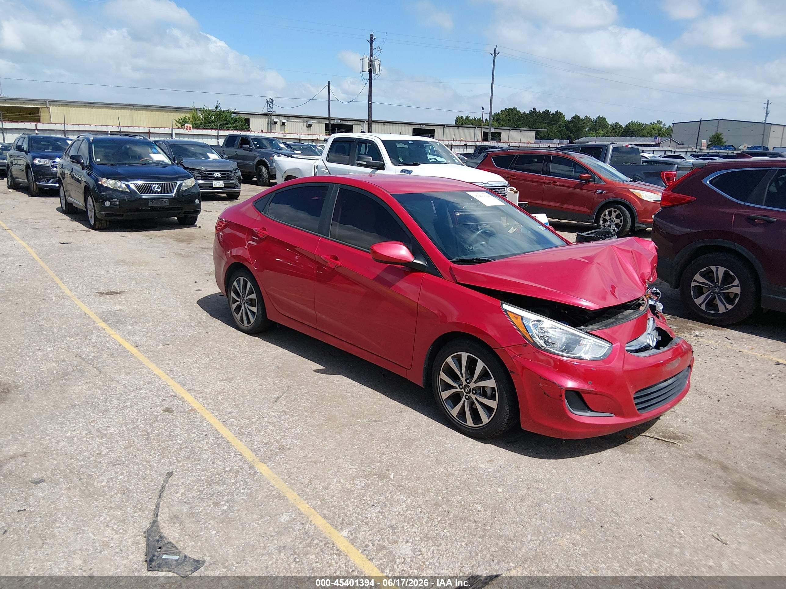 2017 Hyundai Accent SE, VIN KMHCT4AE6HU347385 — Перед