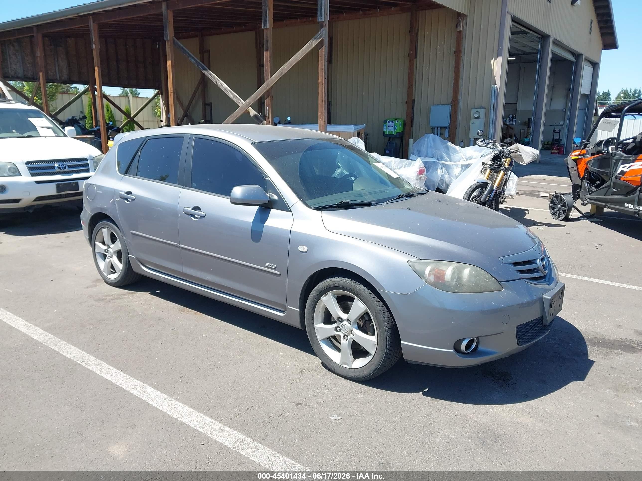 2005 Mazda 3 s, VIN JM1BK343851228628 — Normal wear