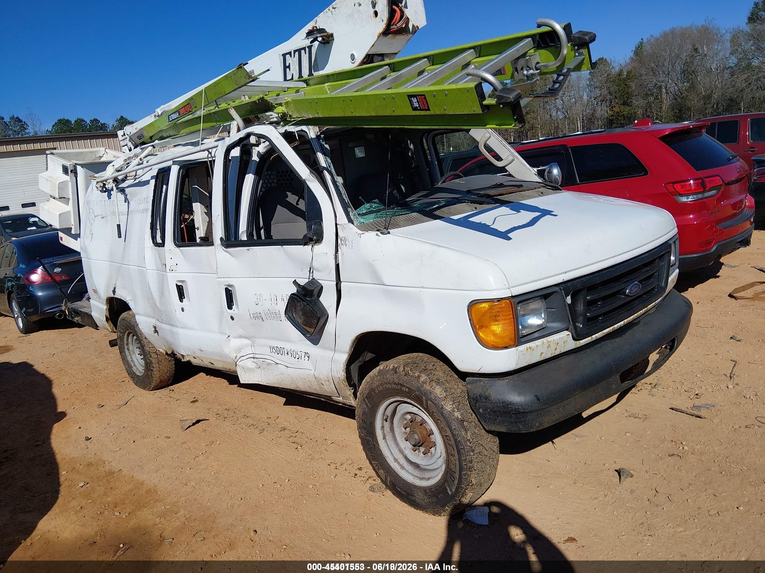 2007 Ford Econoline Cargo, VIN 1FTSE34L27DA39014 — Rollover