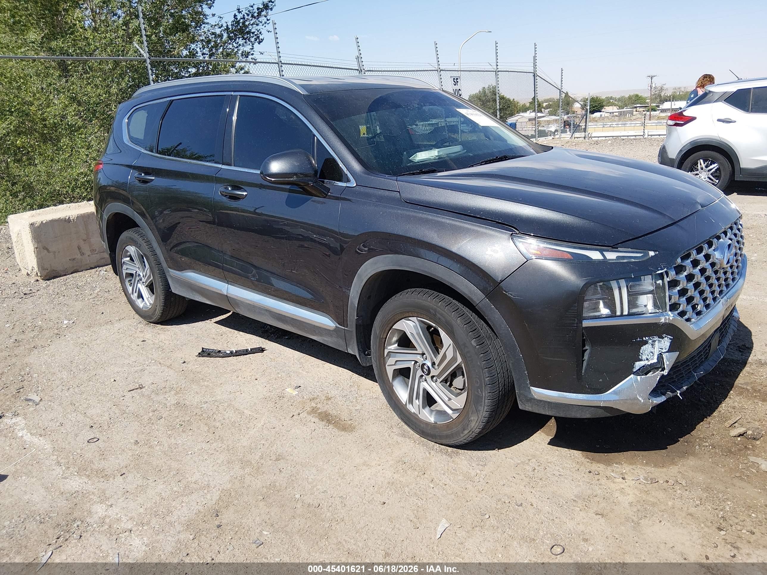 2022 Hyundai Santa Fe SEL, VIN 5NMS2DAJ7NH374341 — Front end
