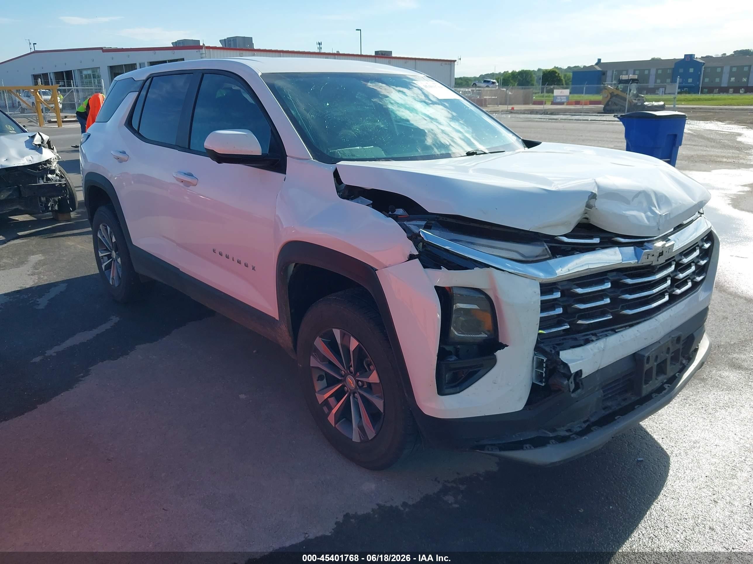 2026 Chevrolet Equinox FWD LT, VIN 3GNAXHEG8TL145841 — Front end