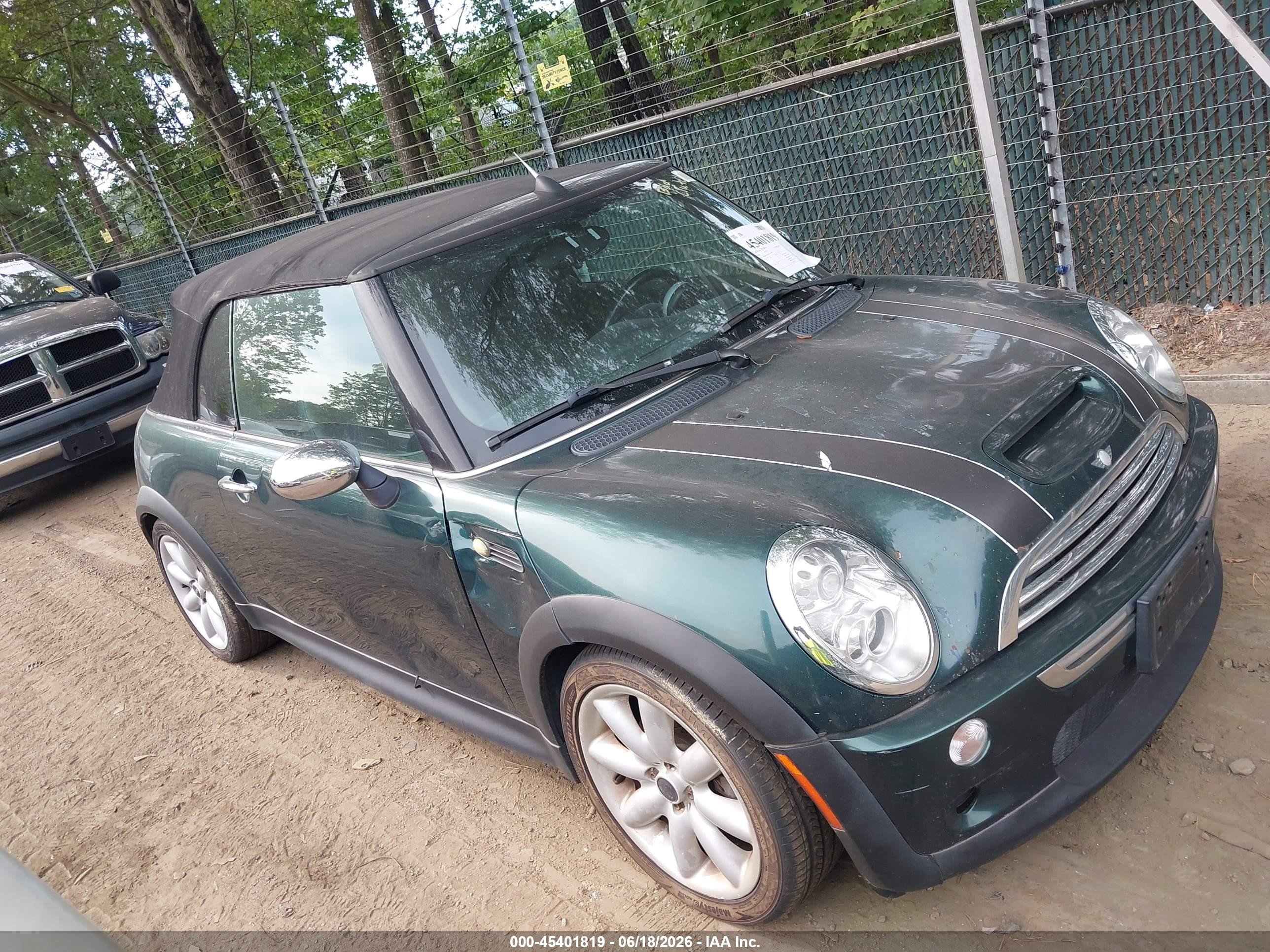 2006 MINI Convertible S, VIN WMWRH33546TJ42204 — Side