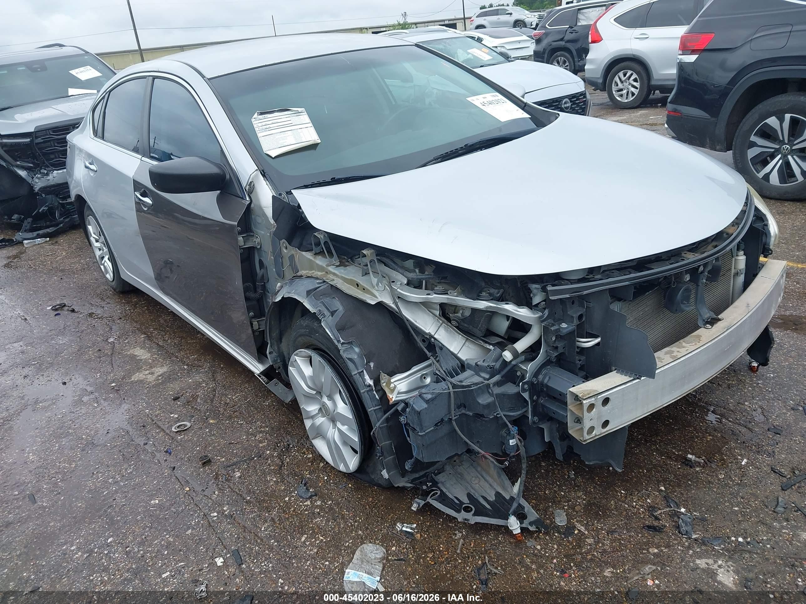 2015 Nissan Altima S, VIN 1N4AL3AP6FN384070 — All over