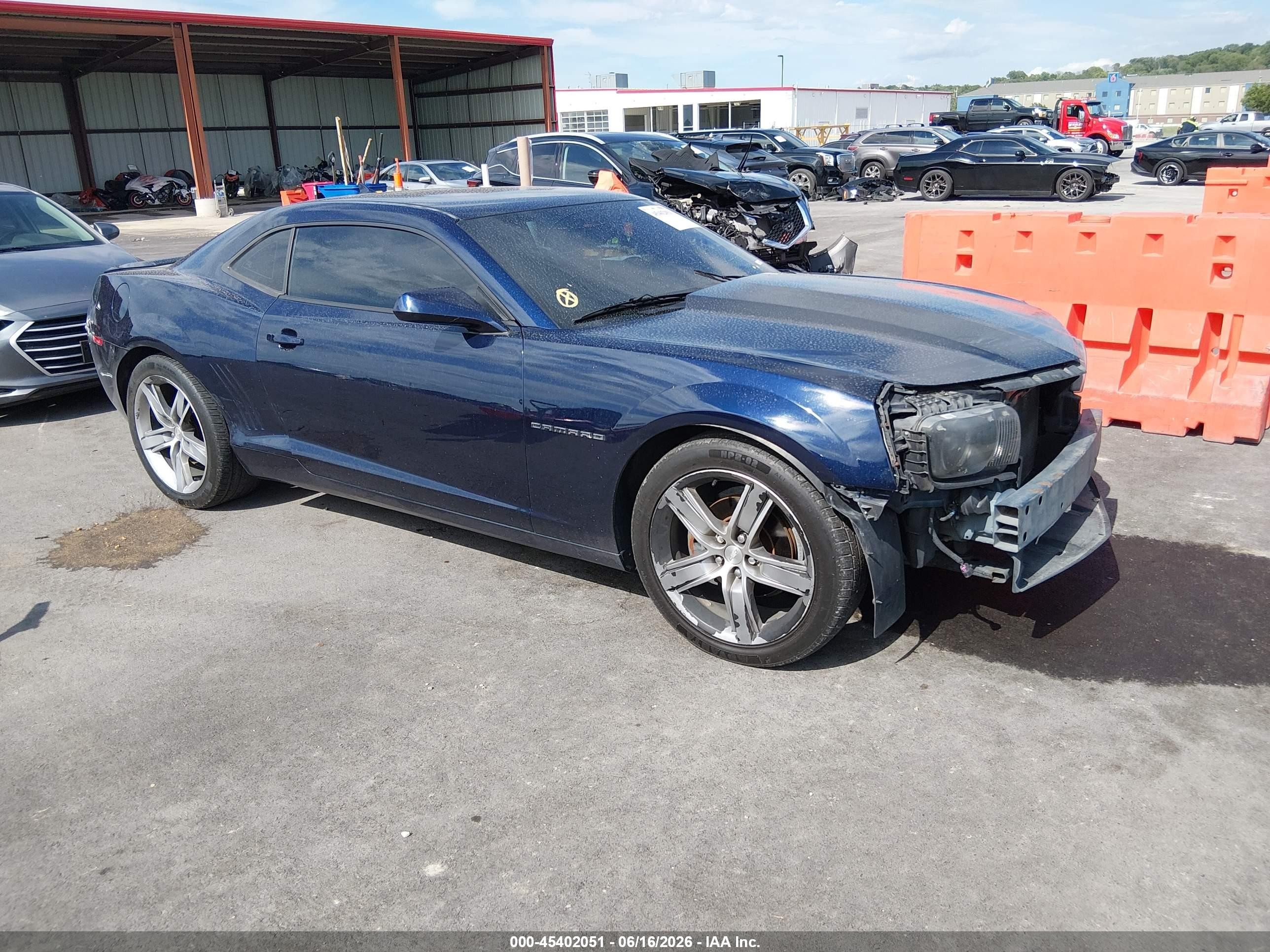 2012 Chevrolet Camaro 2LT, VIN 2G1FC1E33C9139830 — Front end