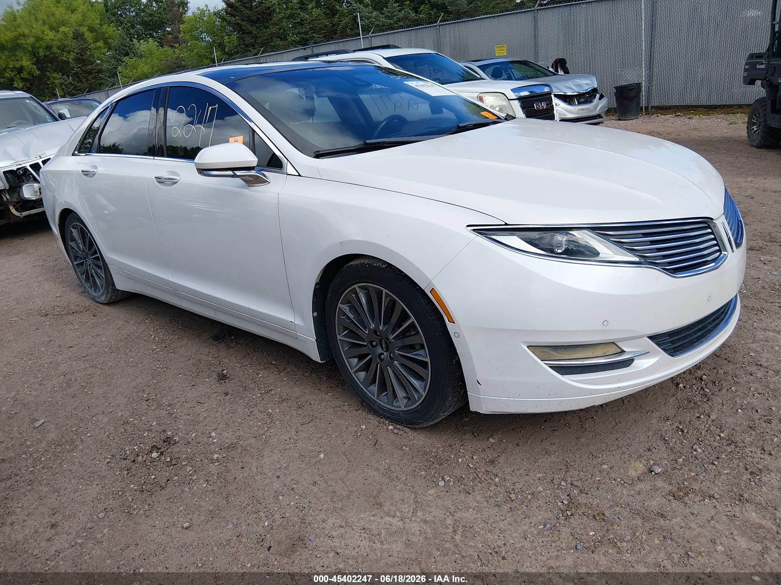 2013 Lincoln MKZ Hybrid, VIN 3LN6L2LU4DR813631 — Biohazard / chemical