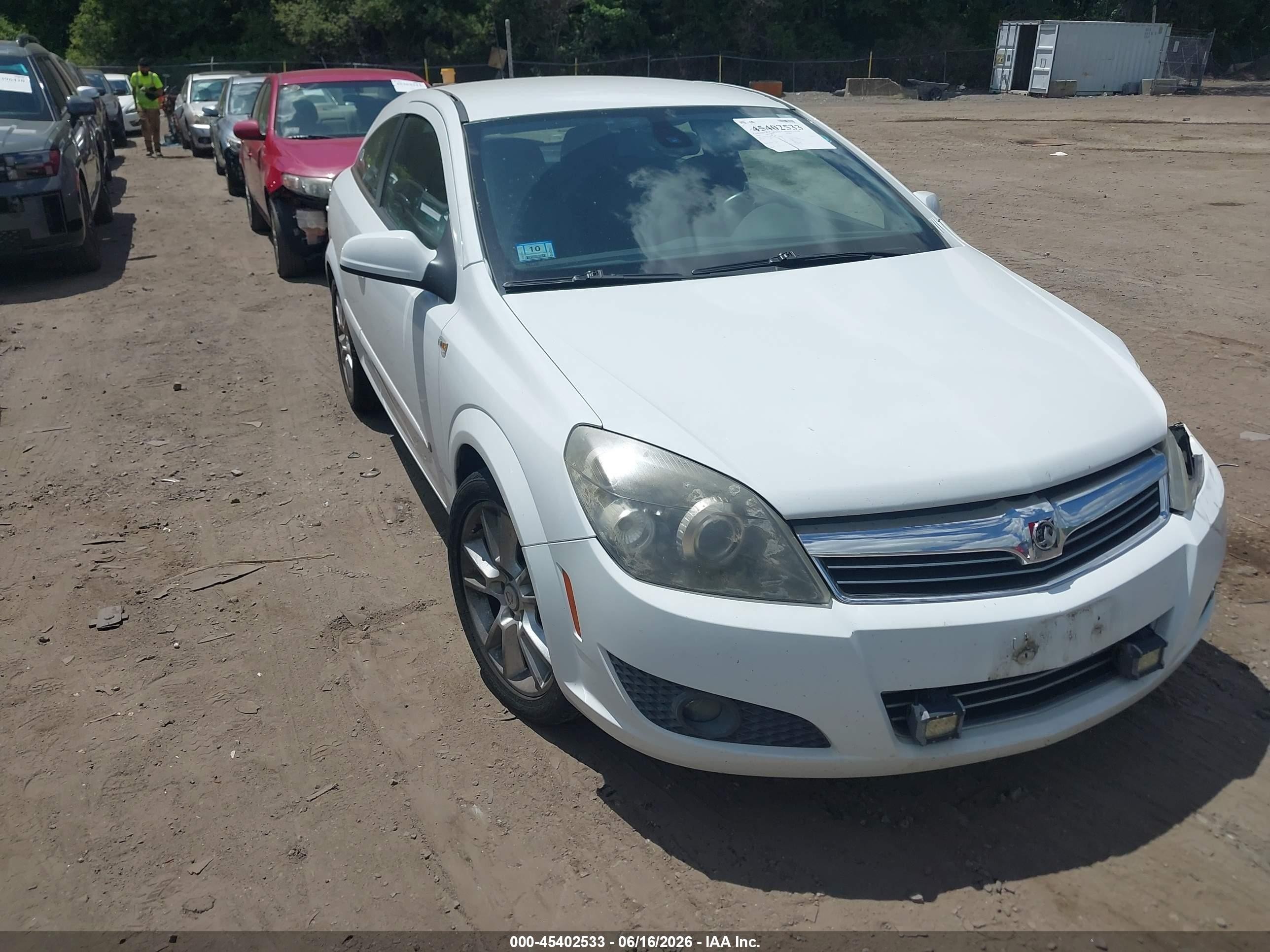 2008 Saturn Astra XR, VIN W08AT271285098008 — Front end