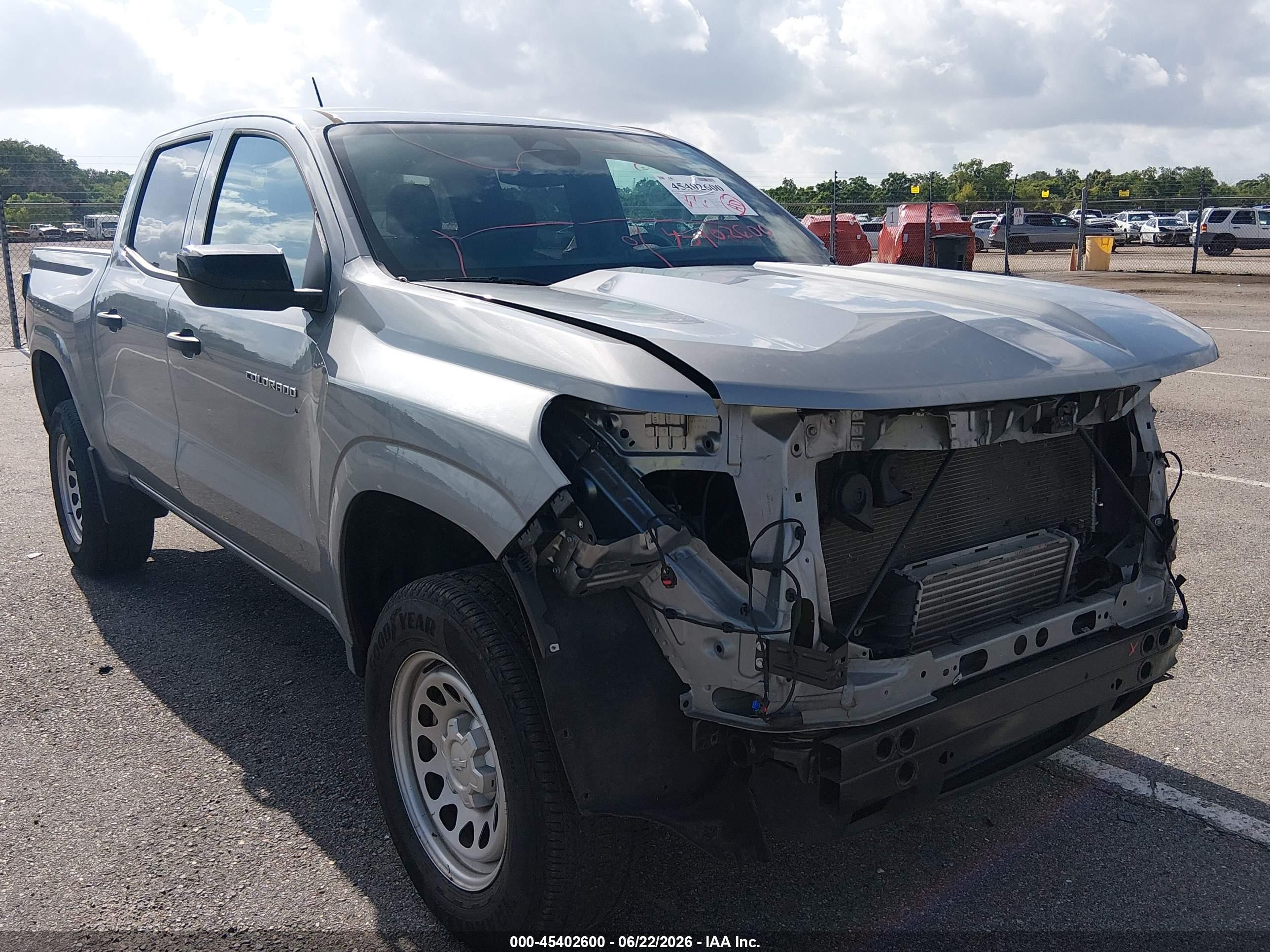 2023 Chevrolet Colorado 2WD Work Truck, VIN 1GCGSBEC0P1179894 — Front end