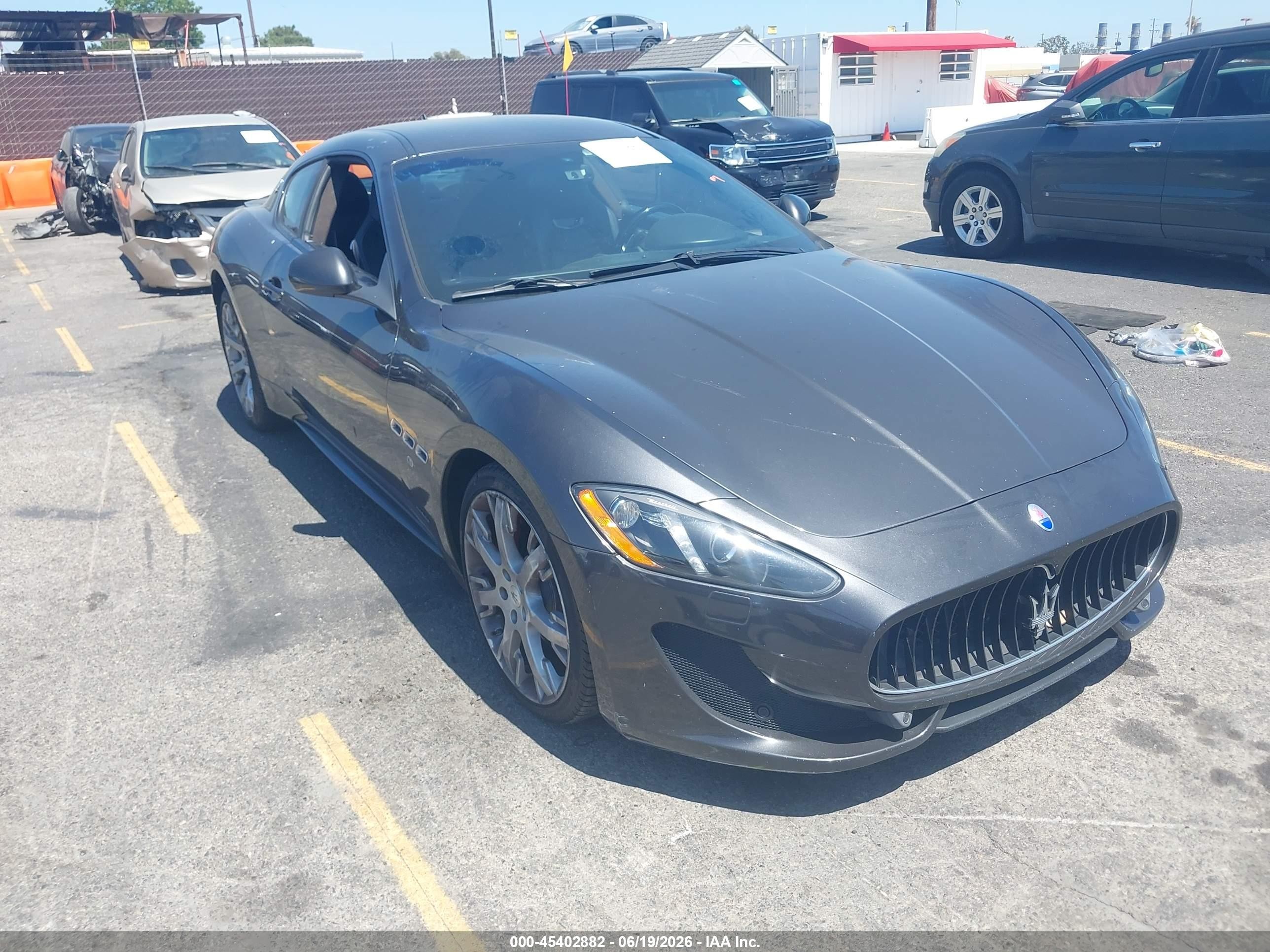 2014 Maserati GranTurismo Sport, VIN ZAM45VLA7E0081523 — Зад