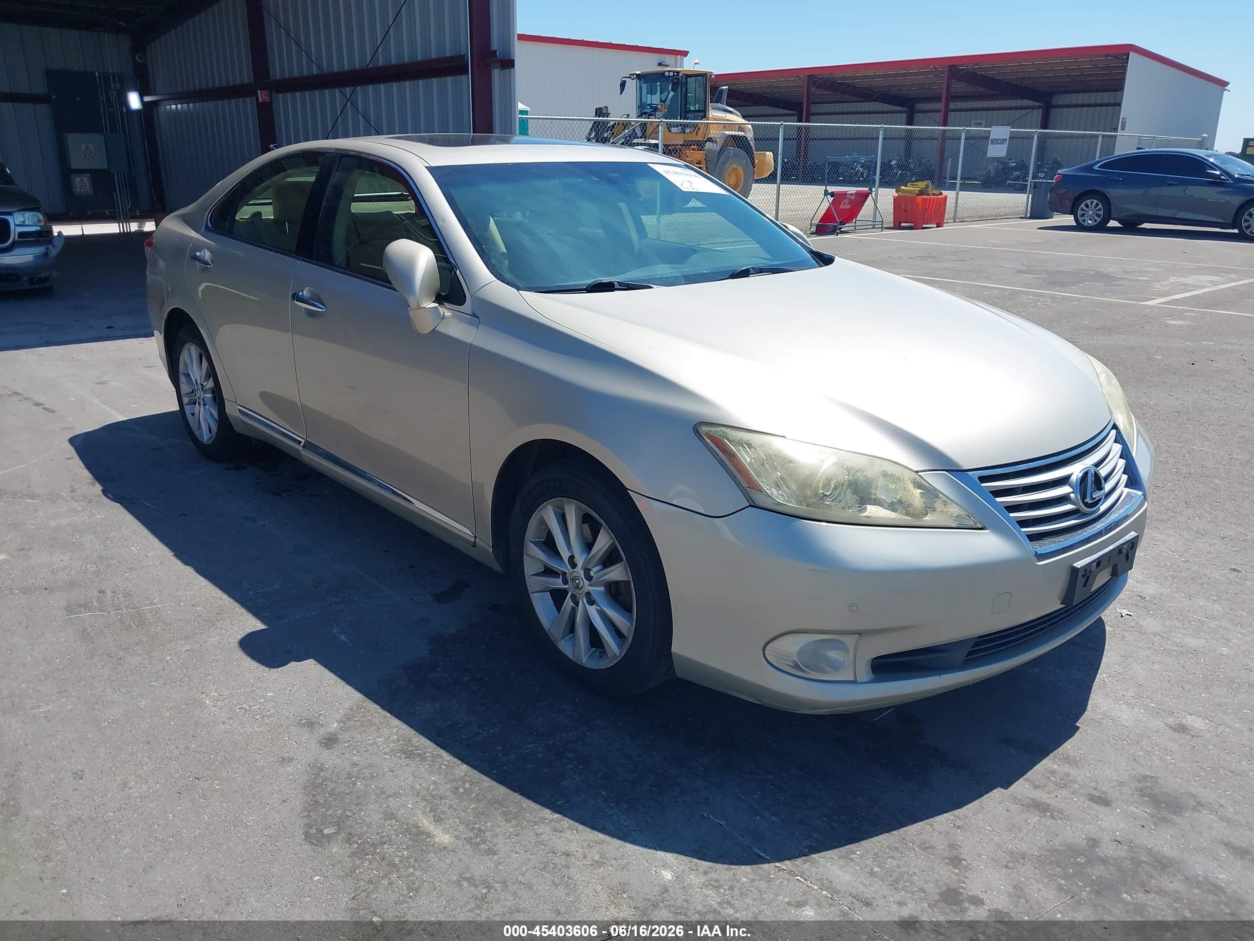 2012 Lexus ES 330, VIN JTHBK1EG8C2509789 — Normal wear