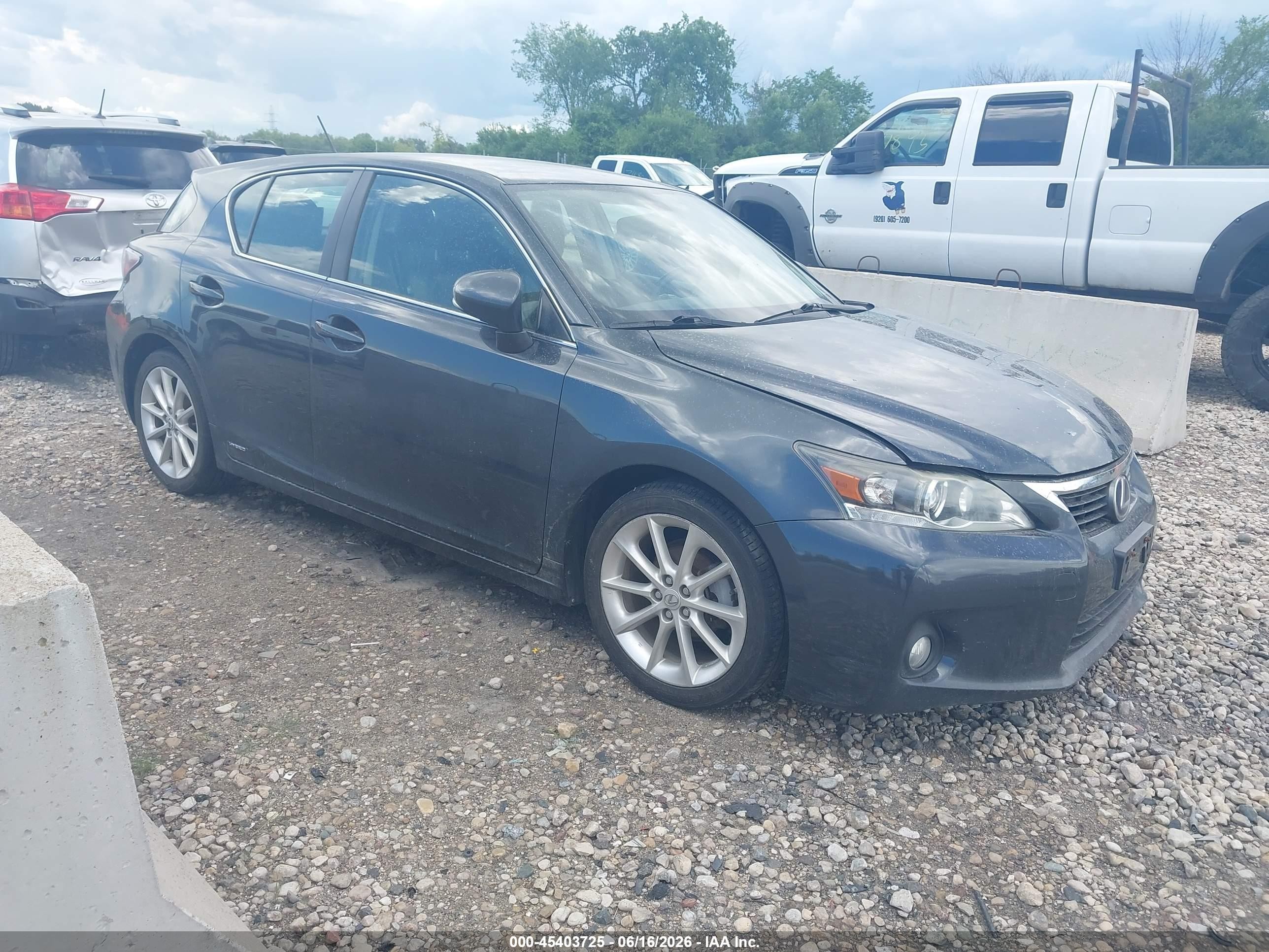 2011 Lexus CT 200h Premium, VIN JTHKD5BH6B2032860 — Обычный износ