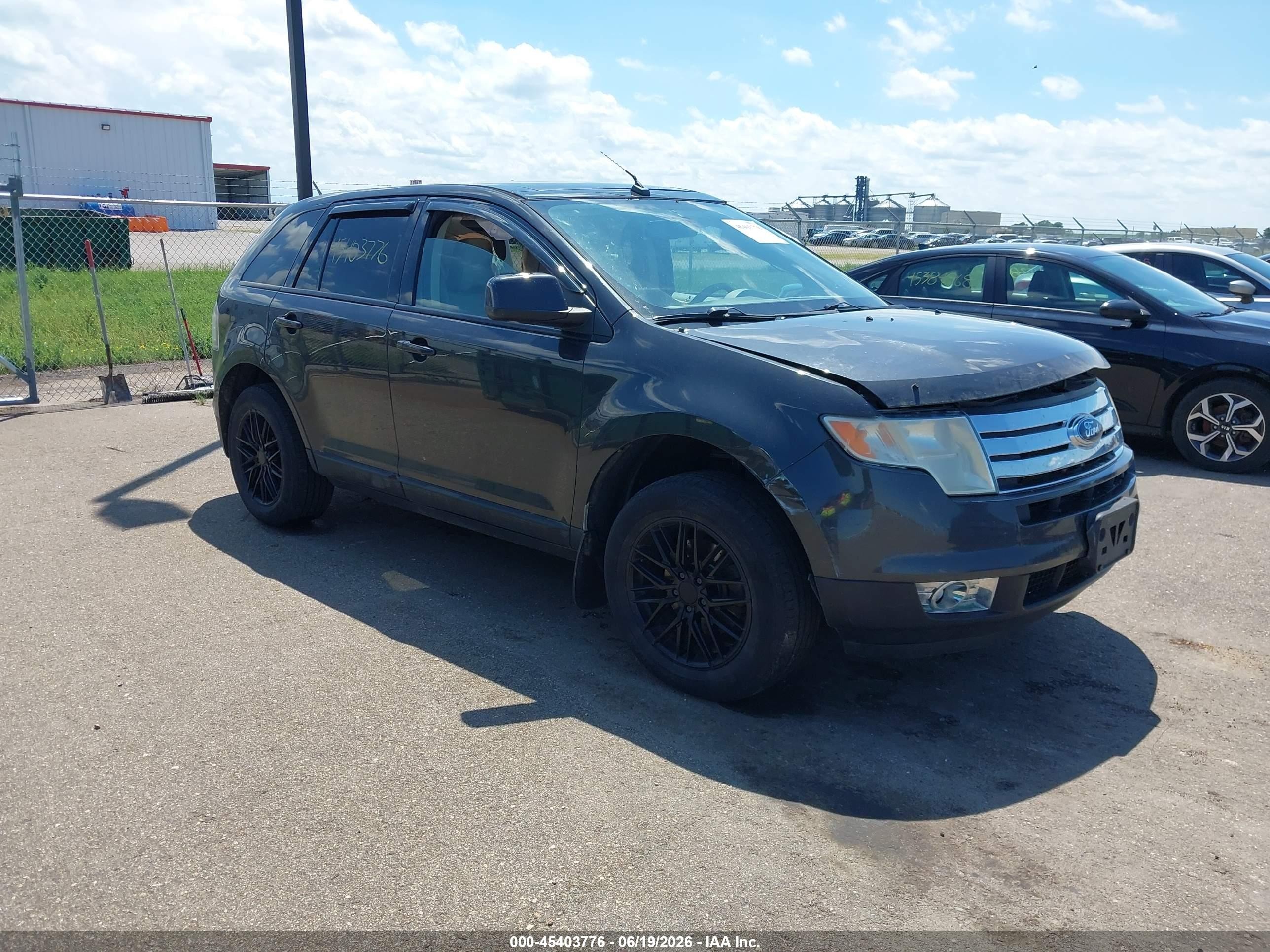2007 Ford Edge SEL Plus, VIN 2FMDK49C17BA63631 — Side