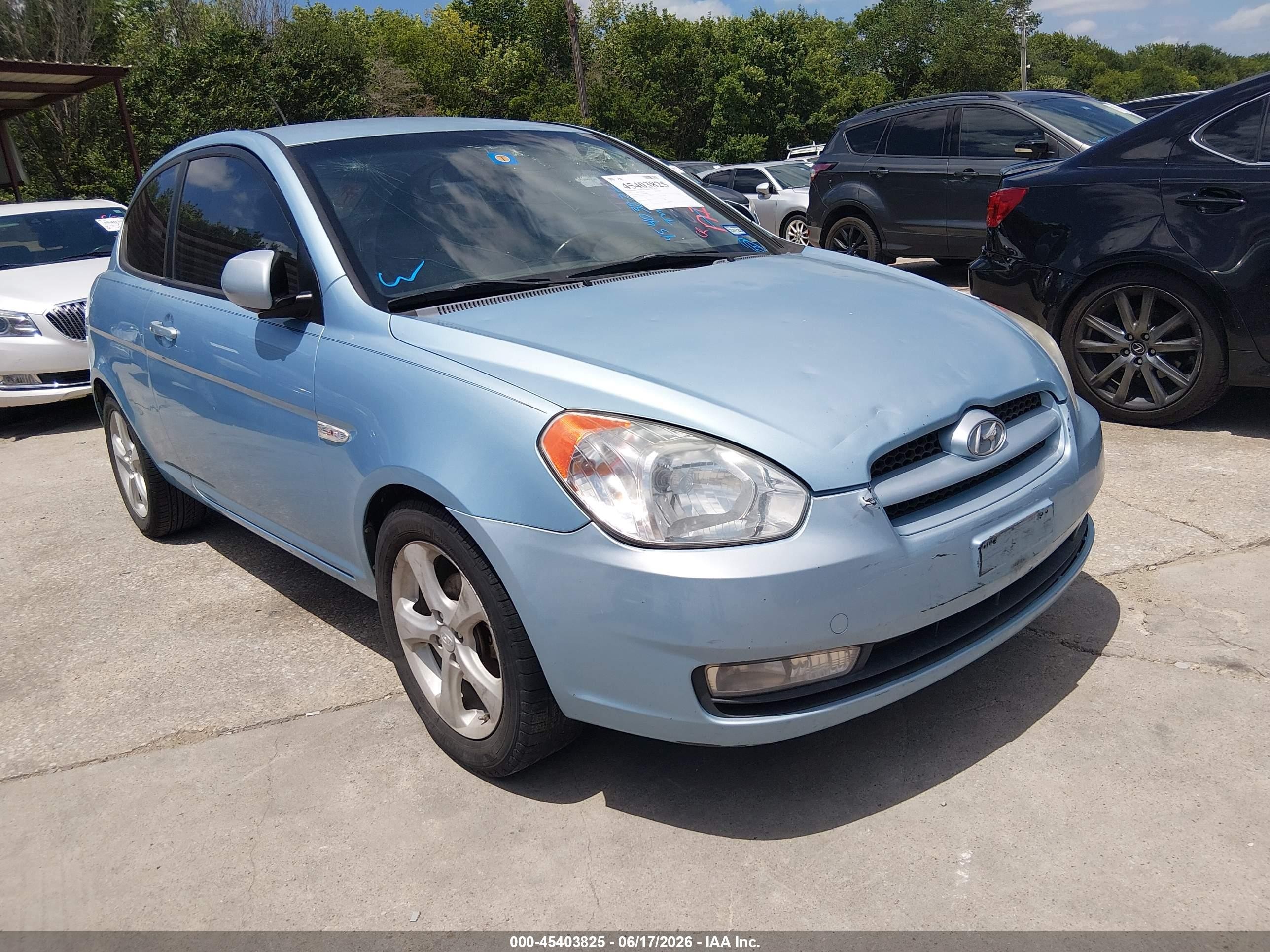 2011 Hyundai Accent SE, VIN KMHCN3AC6BU200364 — Normal wear
