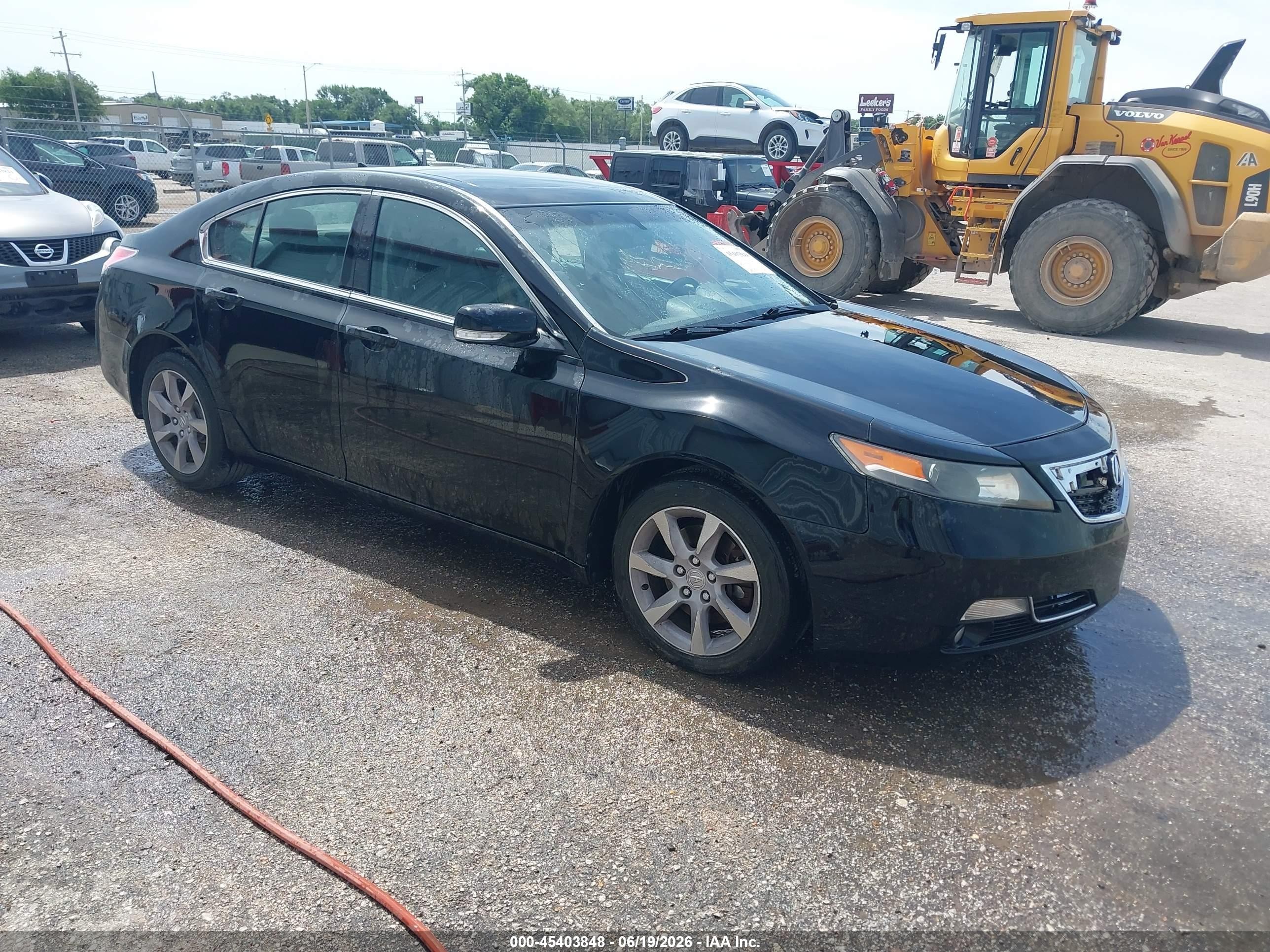 2013 Acura TL, VIN 19UUA8F23DA009752 — Normal wear