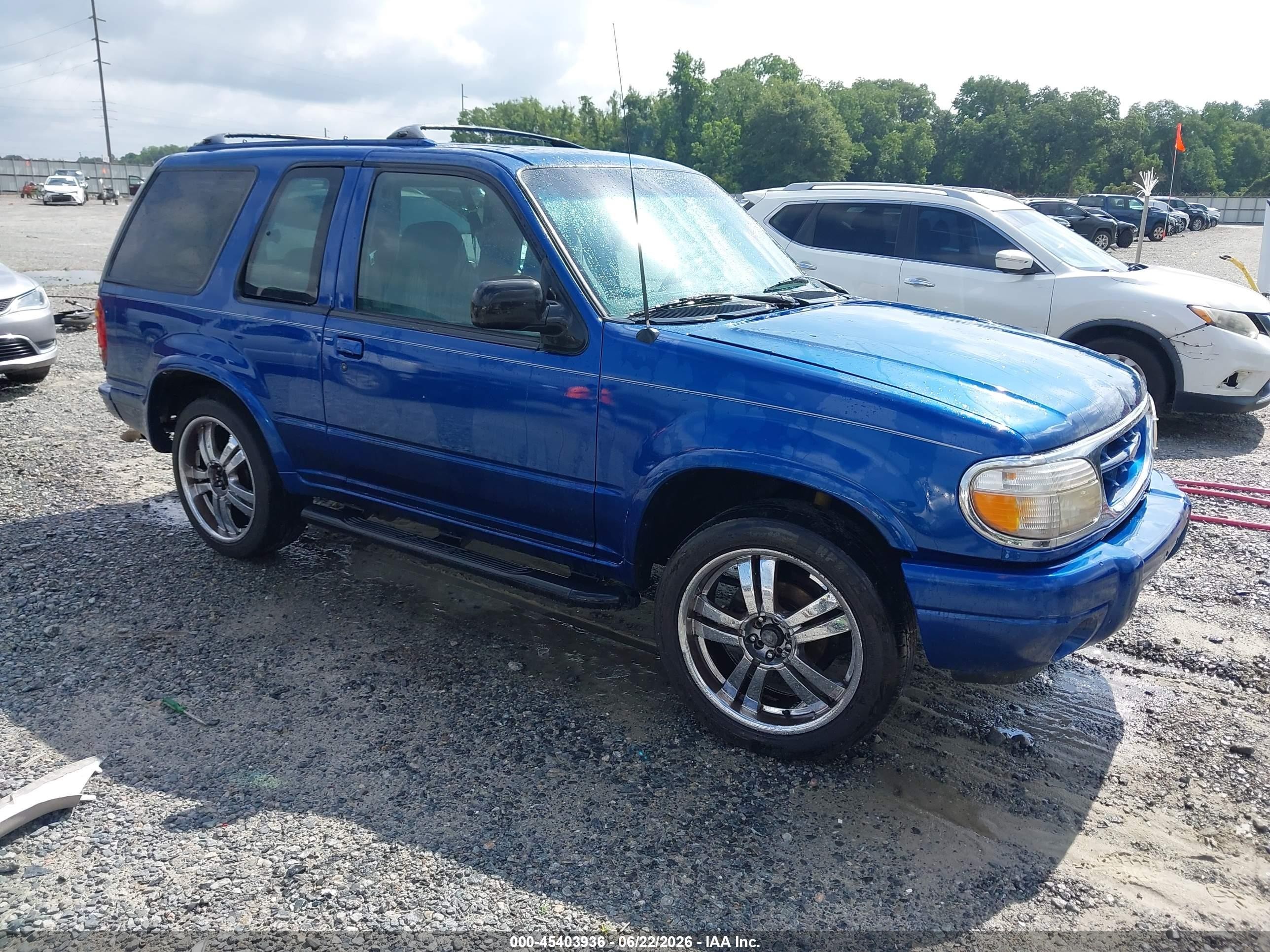 1998 Ford Explorer Sport, VIN 1FMYU22E3WUA09395 — Обычный износ