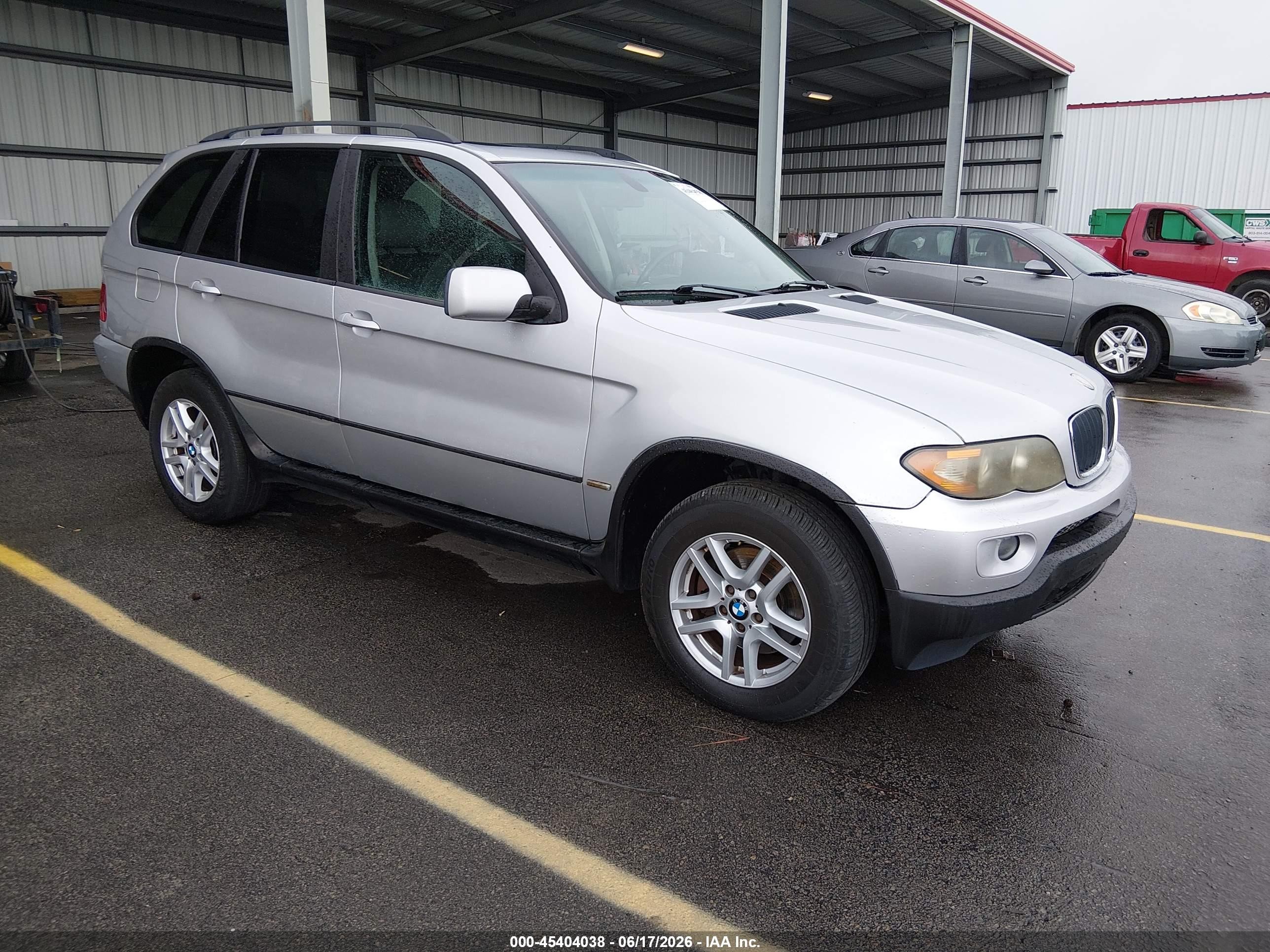 2004 BMW X5 3.0i, VIN 5UXFA13524LU21211 — Бок