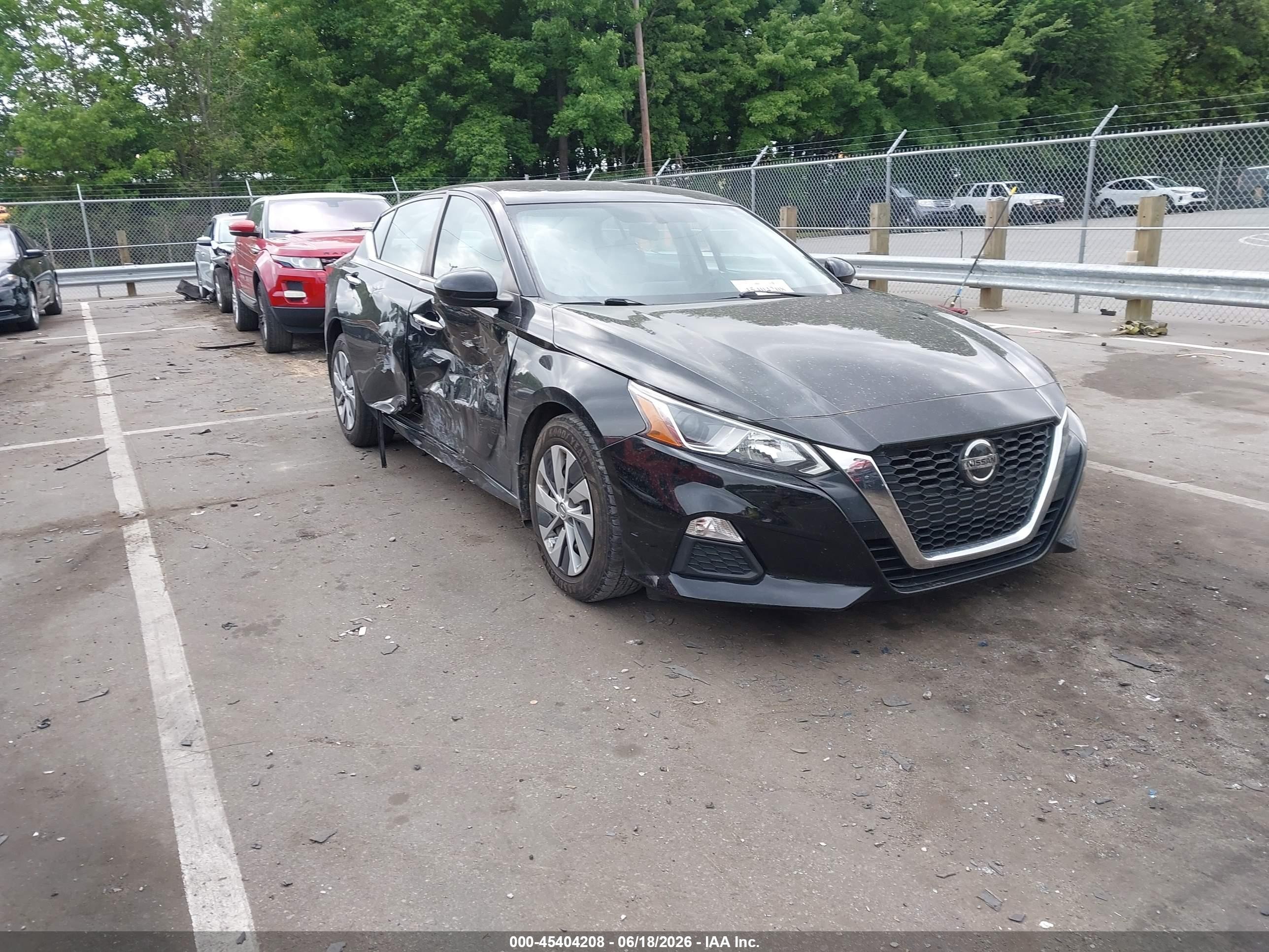 2020 Nissan Altima S, VIN 1N4BL4BV7LC272490 — Side