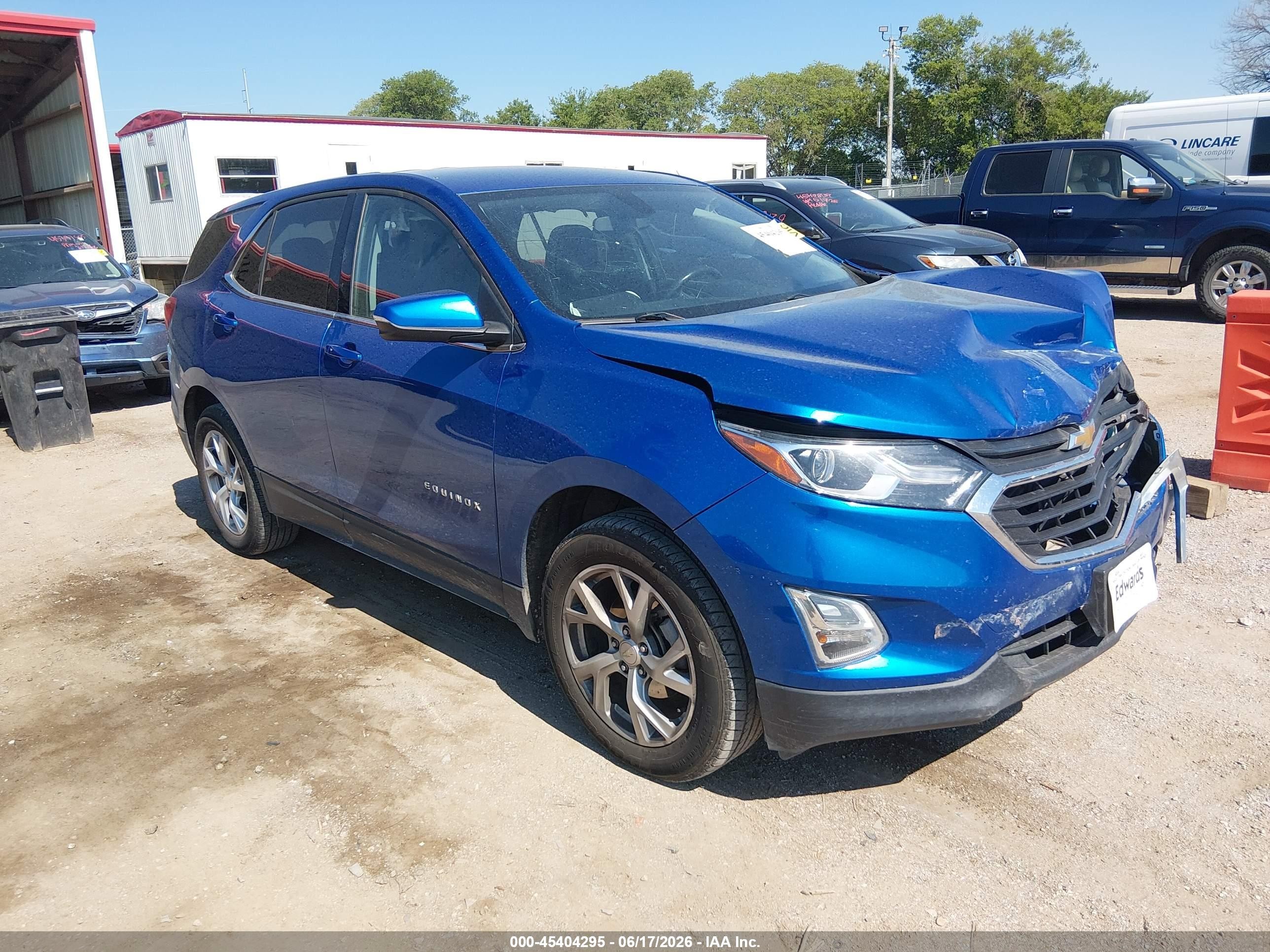 2019 Chevrolet Equinox LT, VIN 3GNAXUEV9KS515755 — Front end