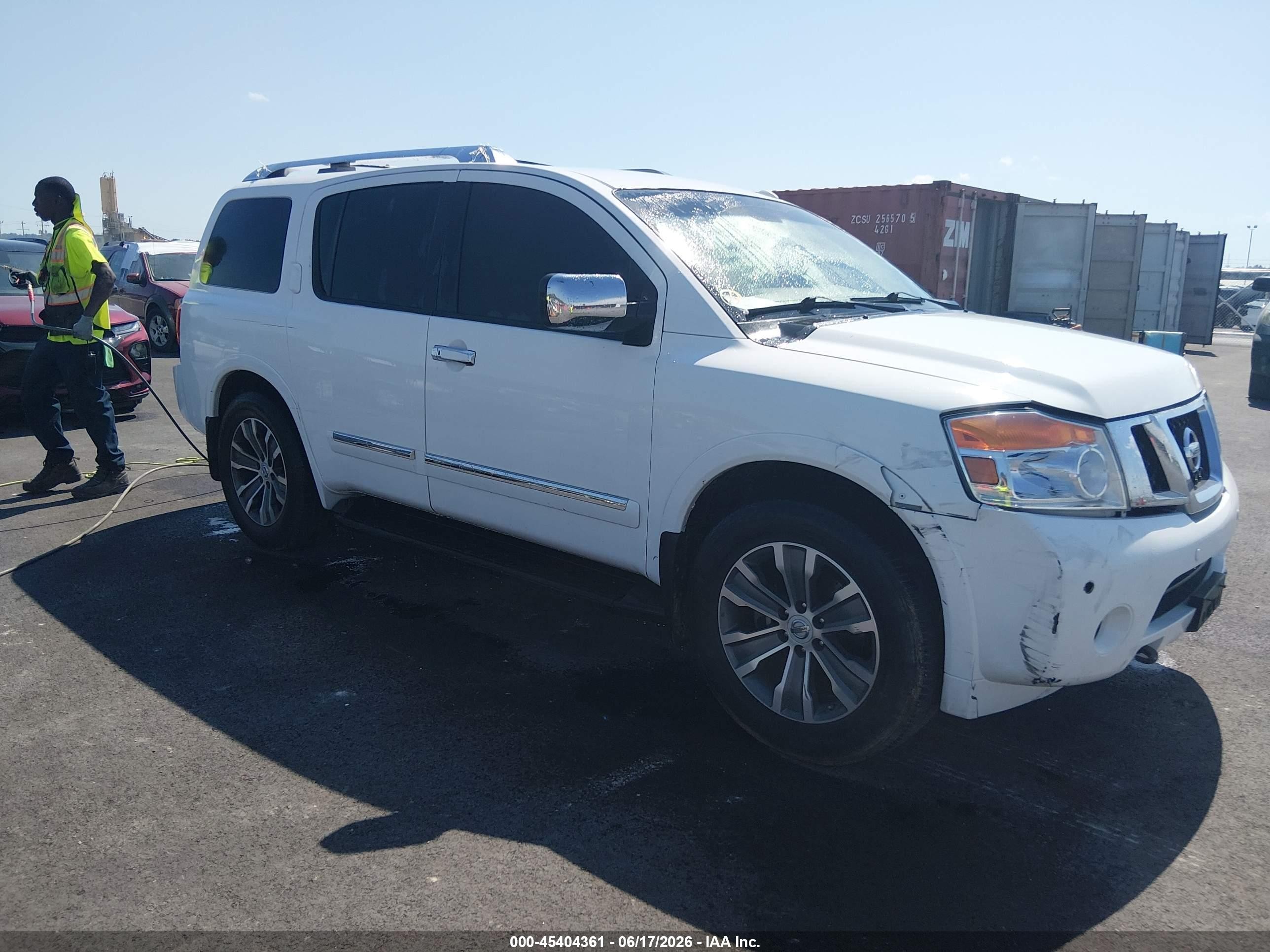 2015 Nissan Armada SL, VIN 5N1BA0ND5FN621632 — Перед