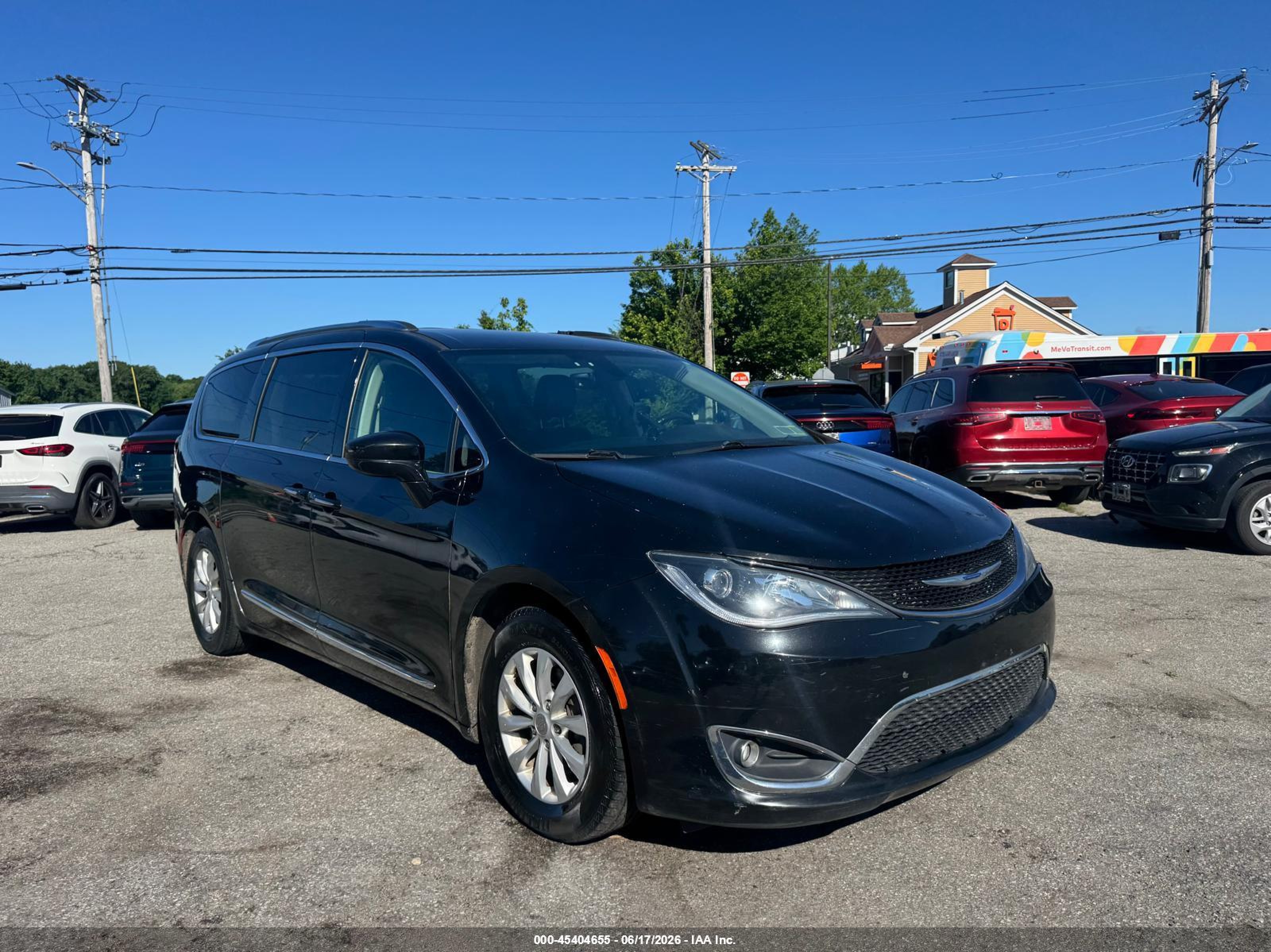 2019 Chrysler Pacifica Touring L, VIN 2C4RC1BG0KR555280 — Not stated
