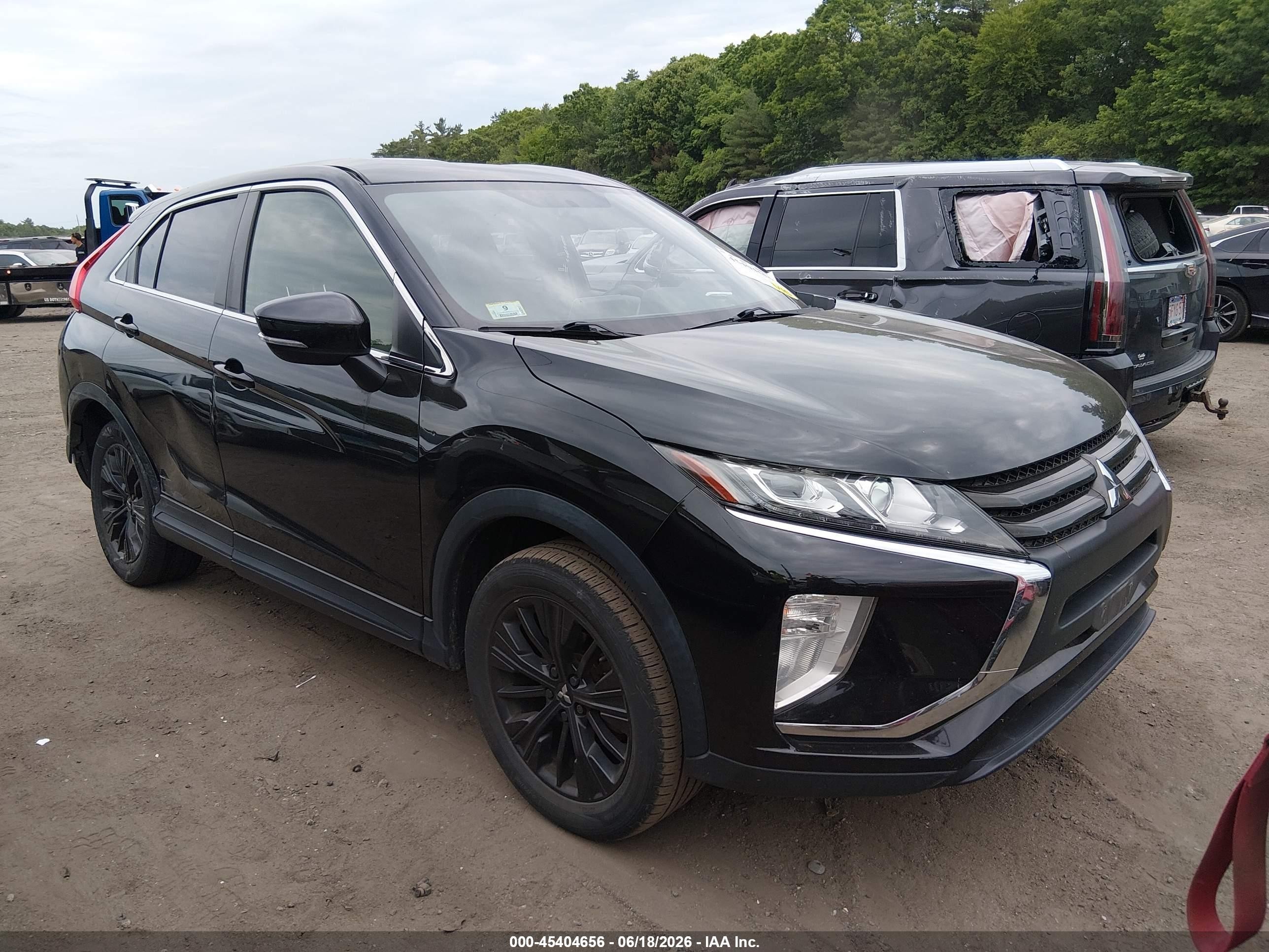 2018 Mitsubishi Eclipse Cross LE, VIN JA4AT4AA5JZ042777 — Rear end