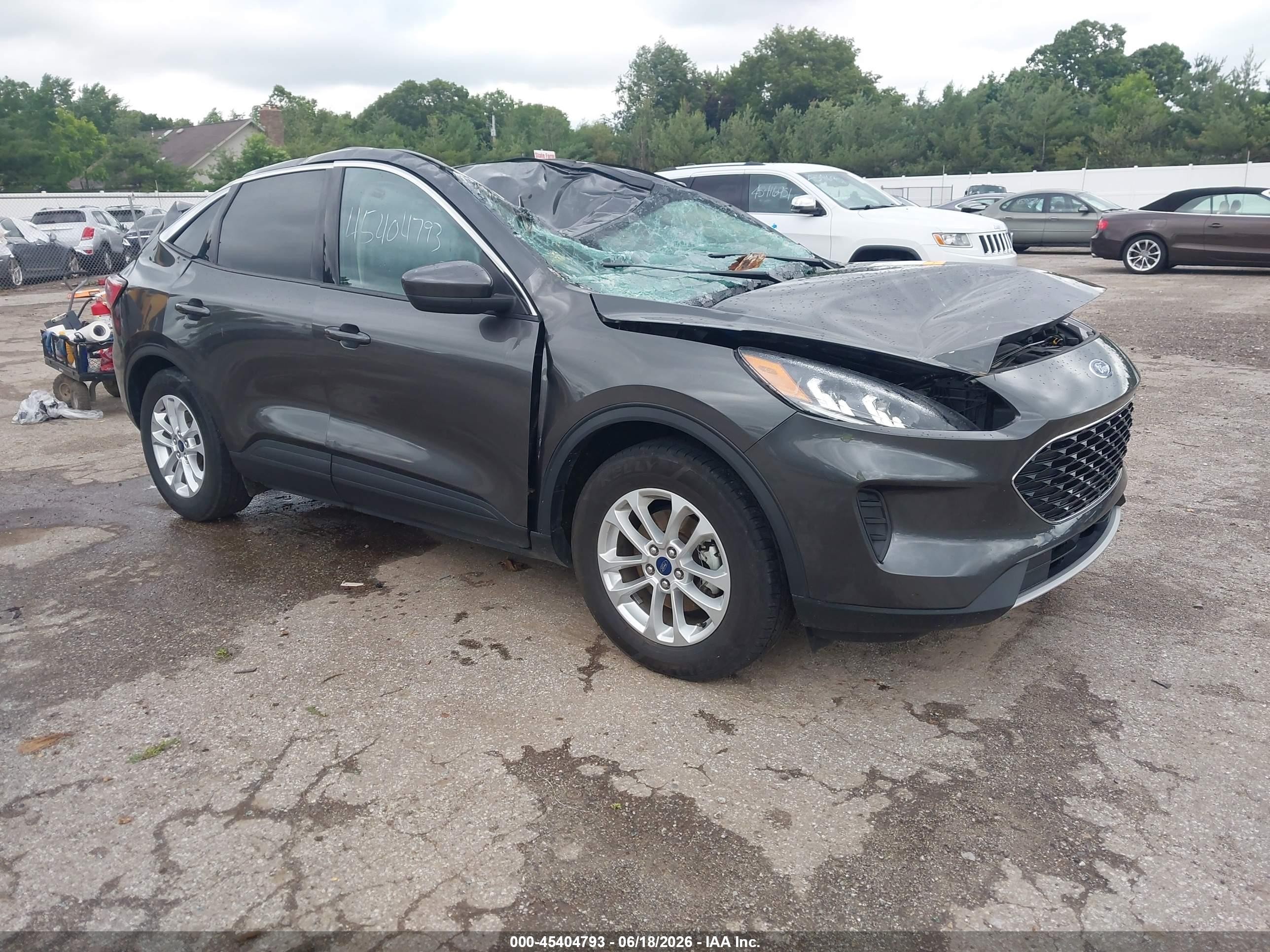 2020 Ford Escape SE, VIN 1FMCU9G66LUC51548 — Storm