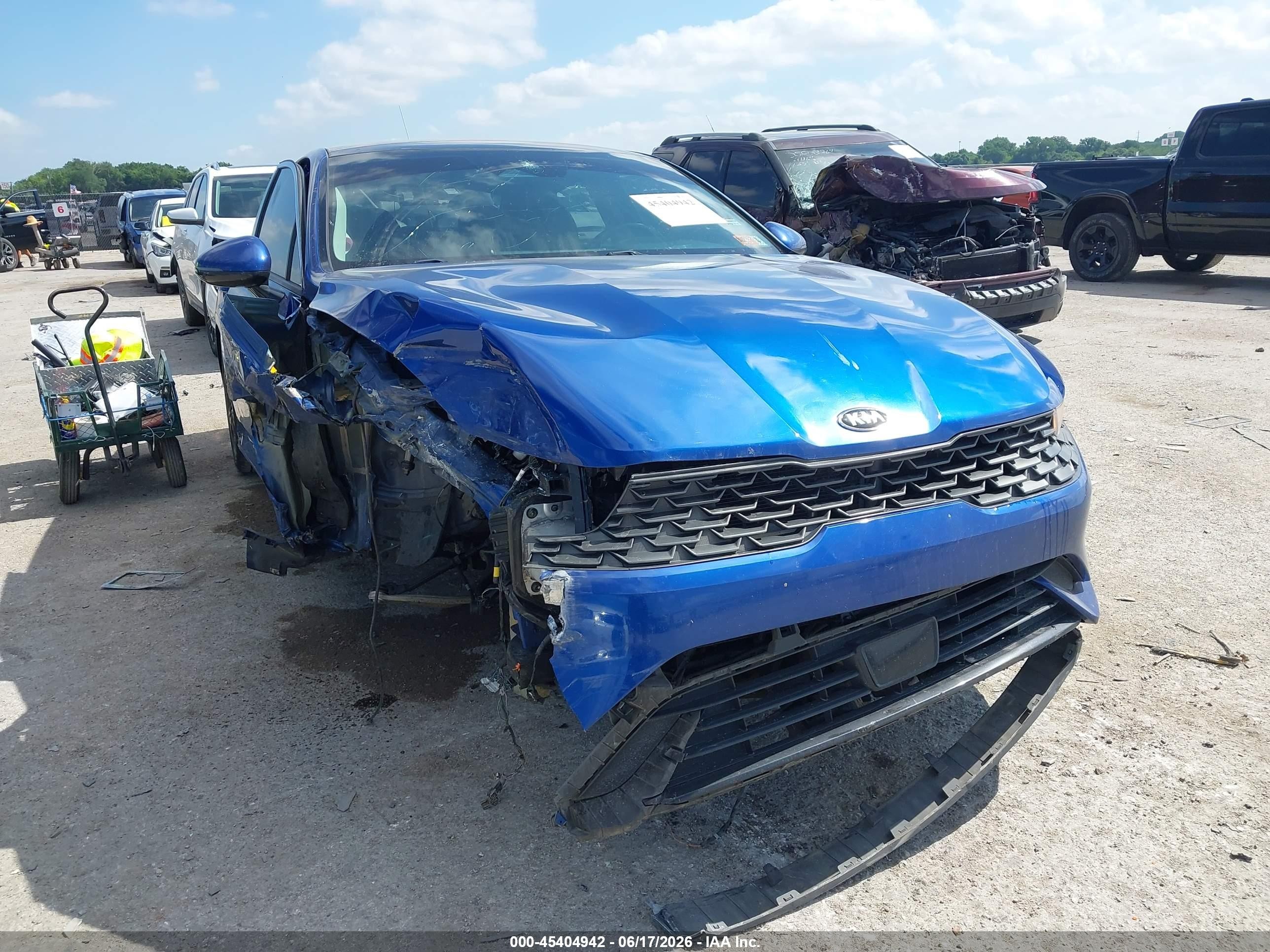 2021 Kia K5 EX, VIN 5XXG34J22MG005069 — Front end