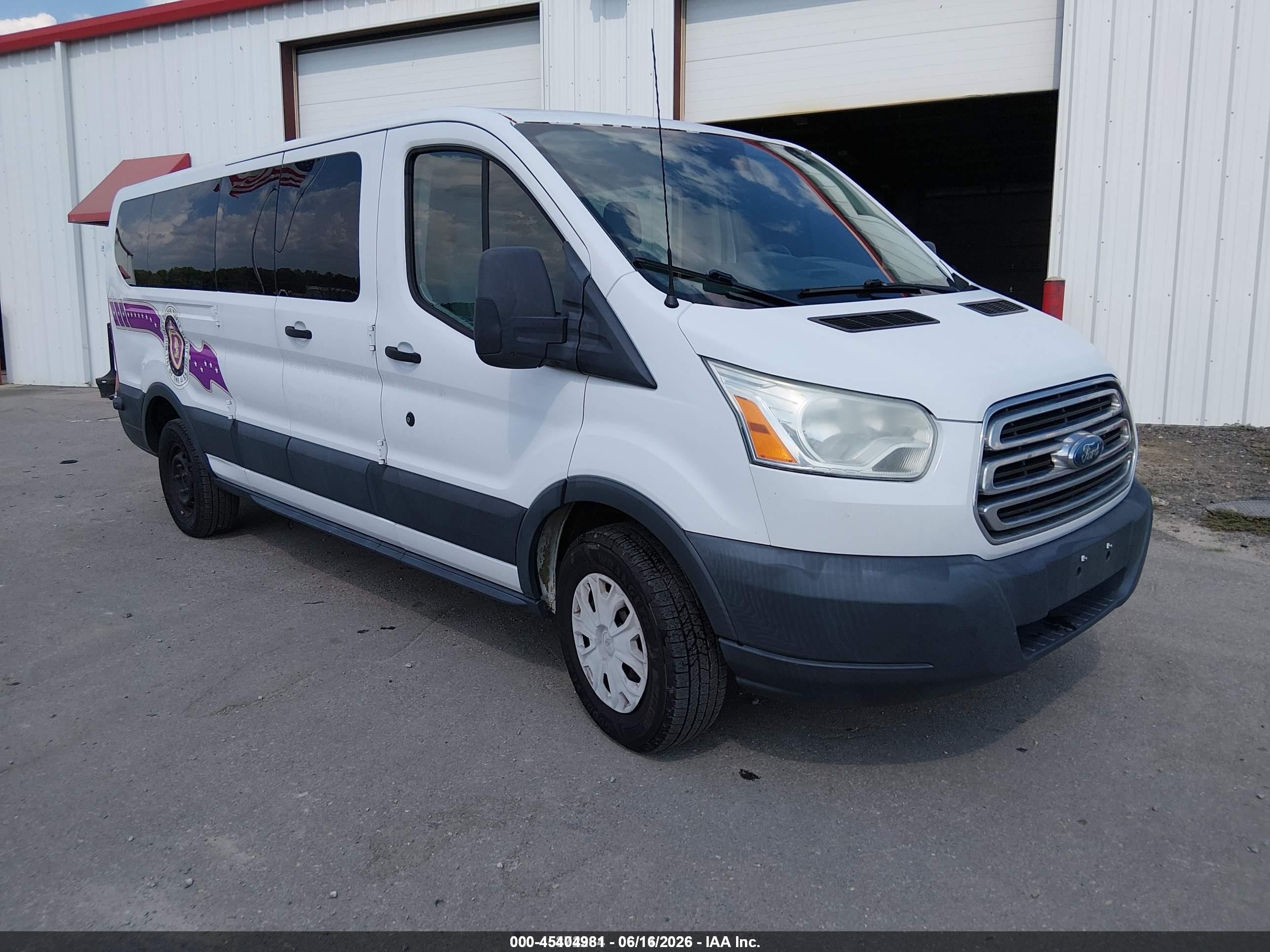 2015 Ford Transit XLT, VIN 1FBZX2ZM7FKA31218 — Обычный износ