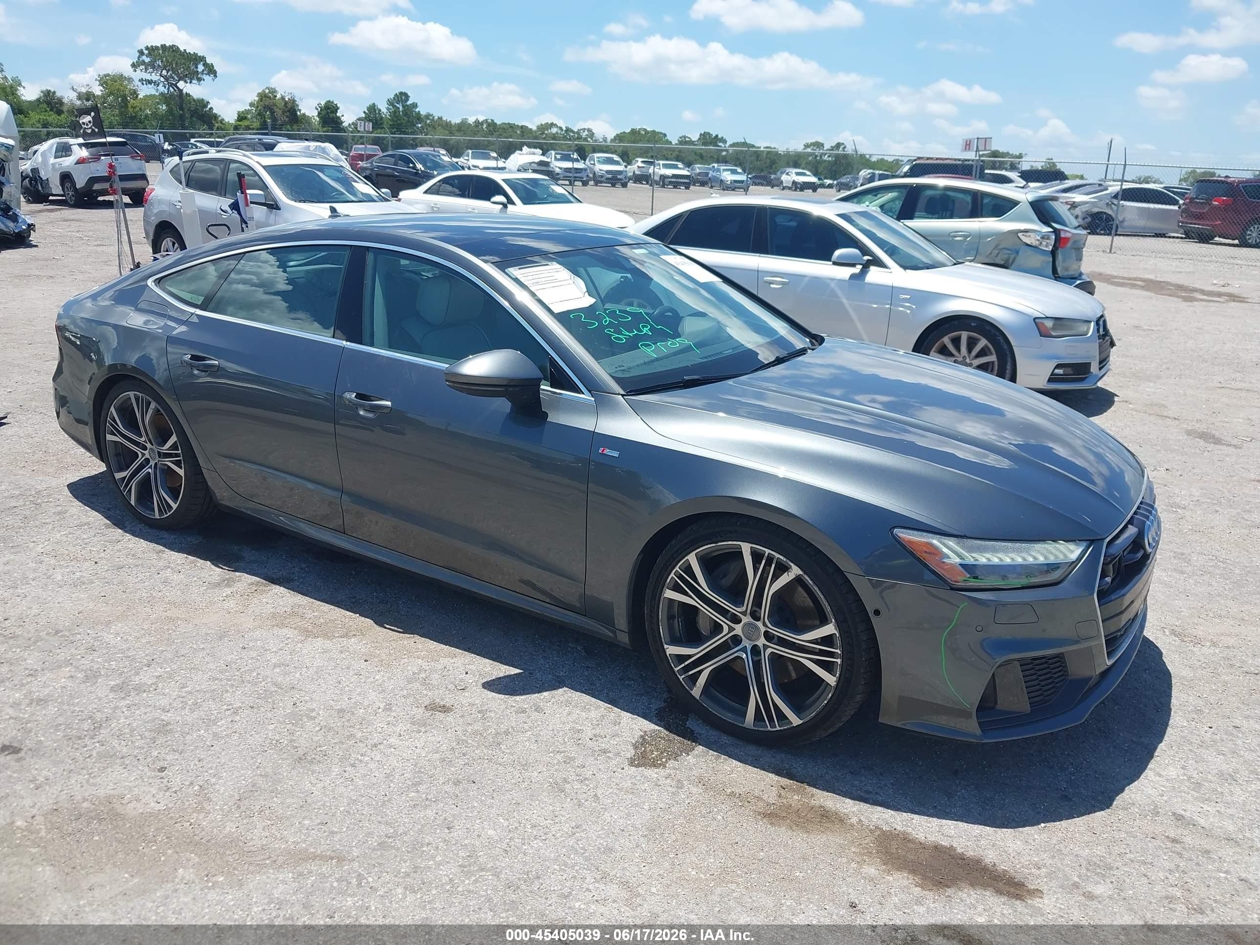 2019 Audi A7 Prestige, VIN WAUV2BF23KN090784 — Front end