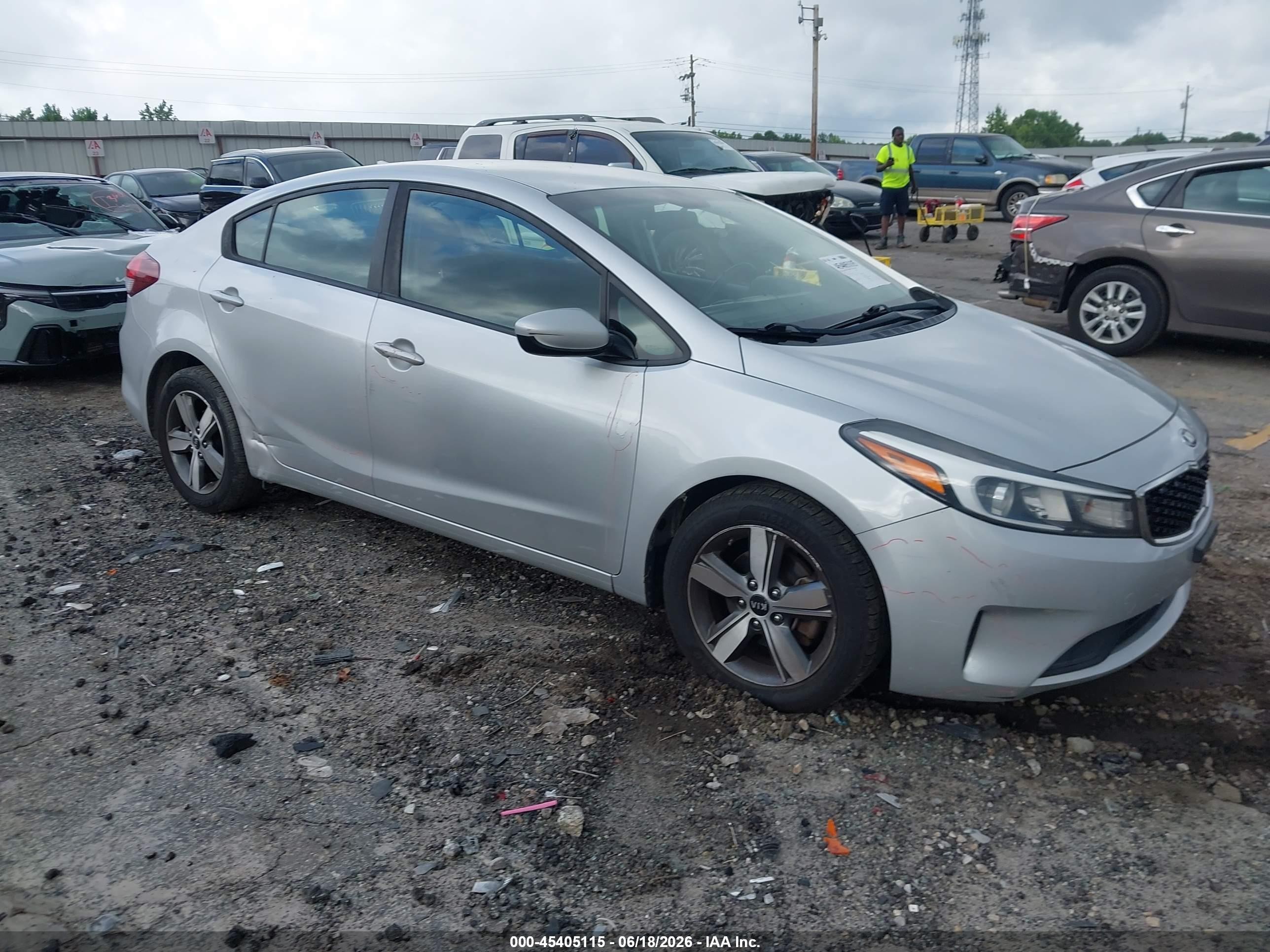 2018 Kia Forte LX, VIN 3KPFL4A71JE202956 — Side