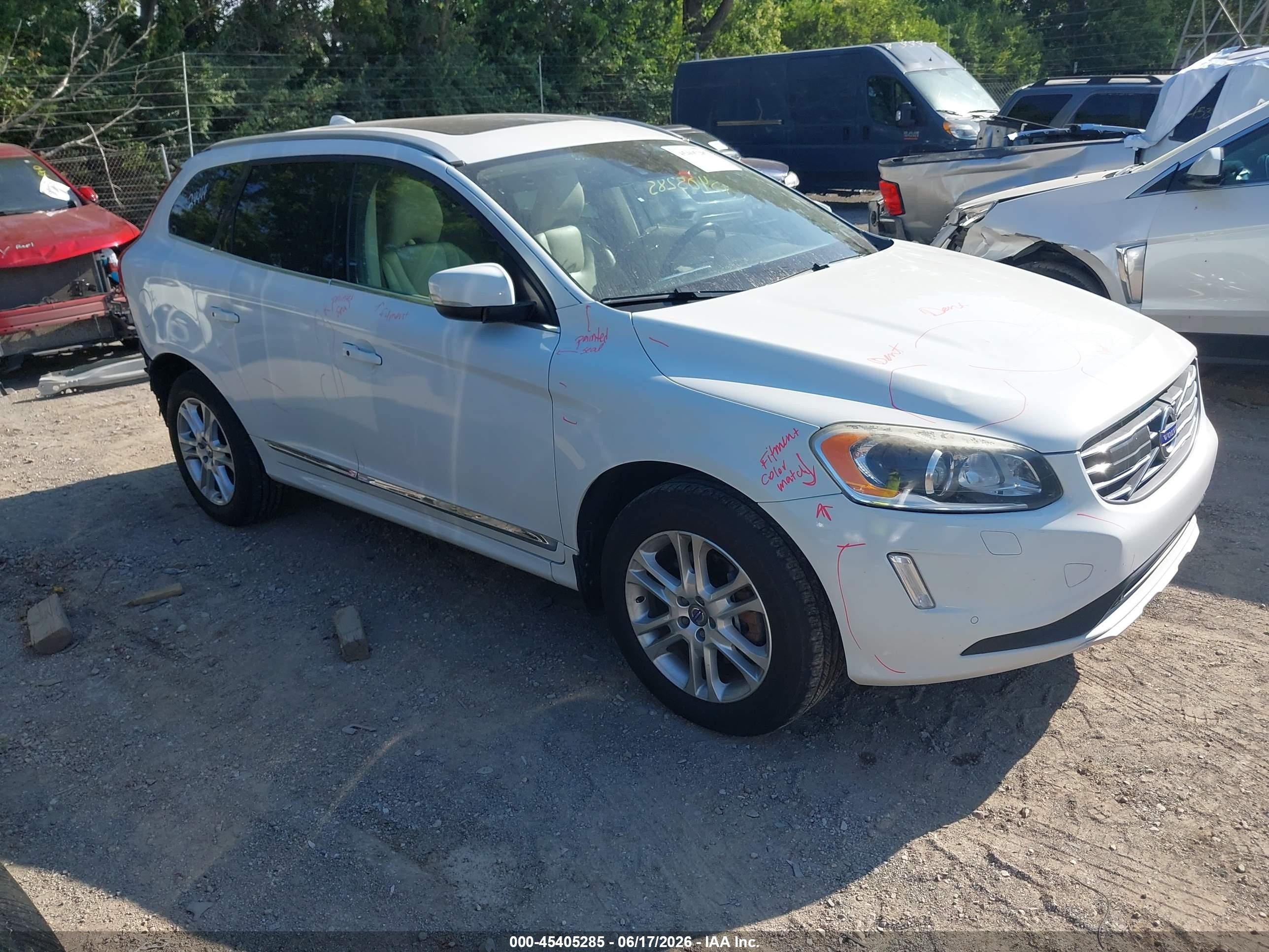 2015 Volvo XC60 T5 Platinum, VIN YV4612RM1F2724458 — All over