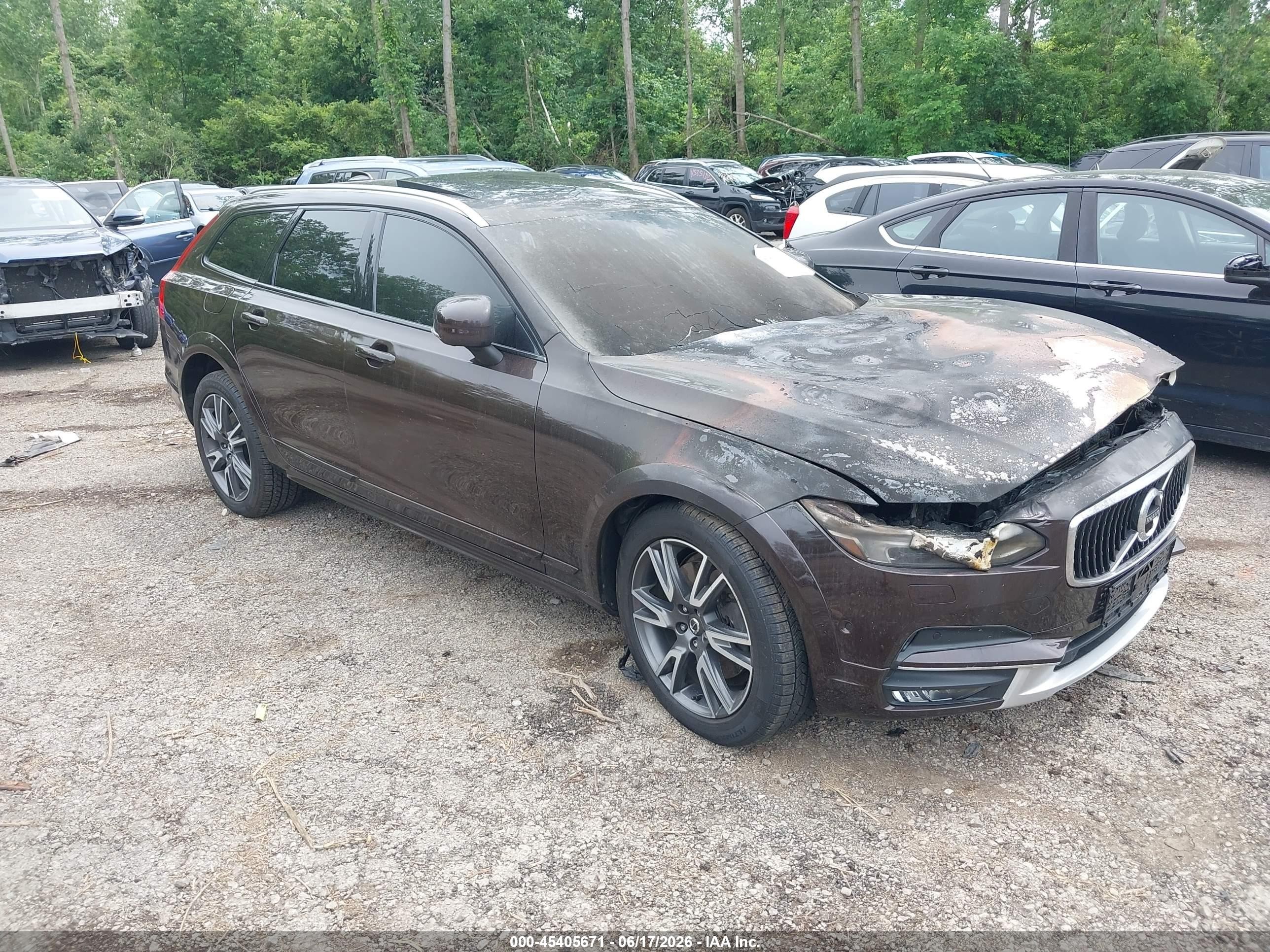 2017 Volvo V90, VIN YV4A22NL7H1000934 — Engine fire