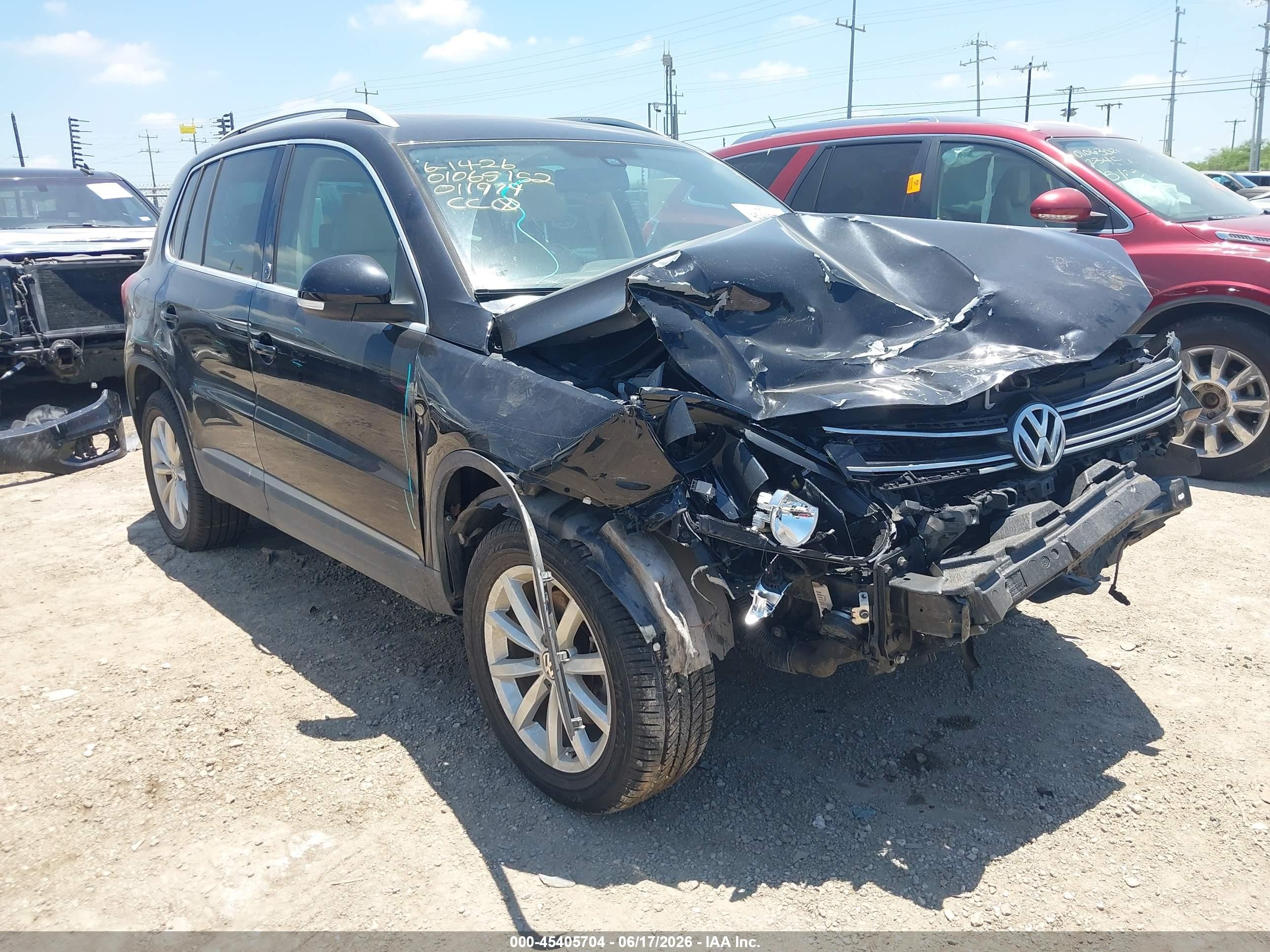 2017 Volkswagen Tiguan Wolfsburg Edition, VIN WVGRV7AX6HK011979 — Front end