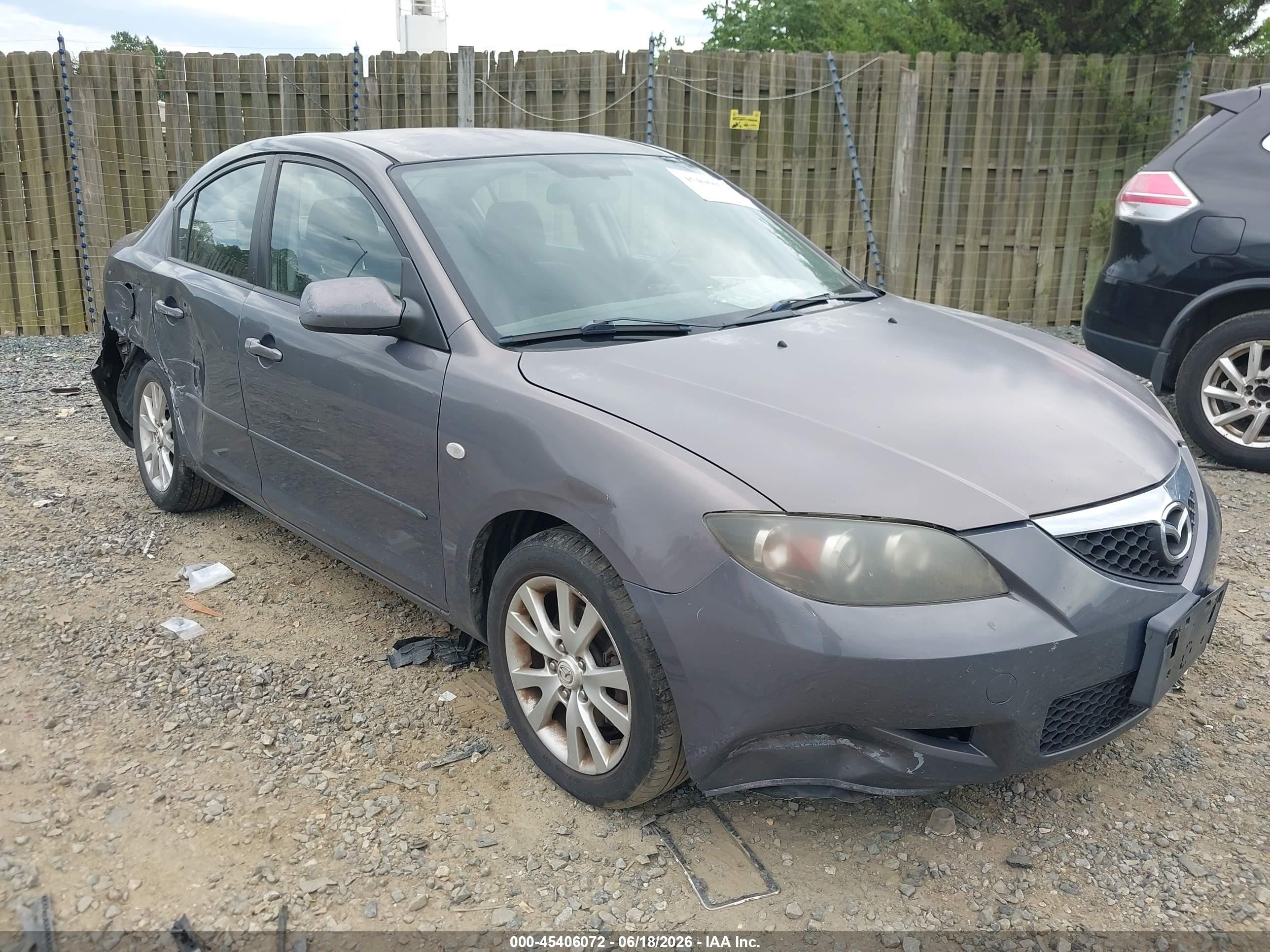 2007 Mazda 3 i Sport, VIN JM1BK32F471685968 — Side