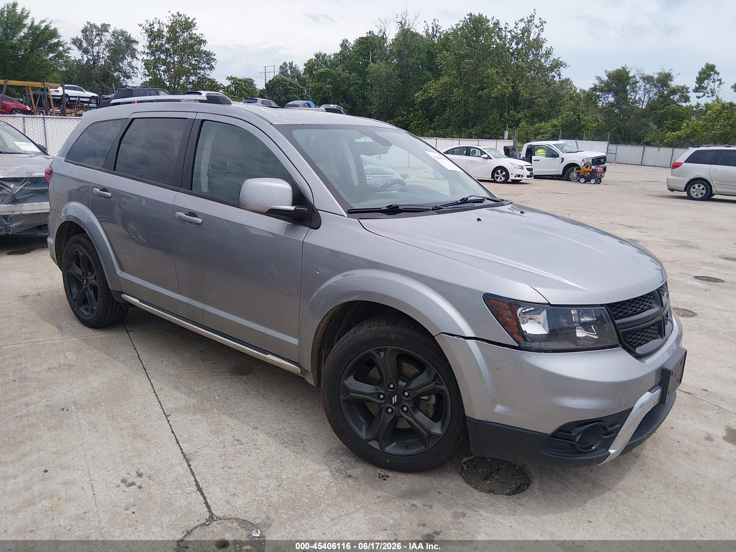 2020 Dodge Journey Crossroad, VIN 3C4PDCGB7LT188938 — Roof