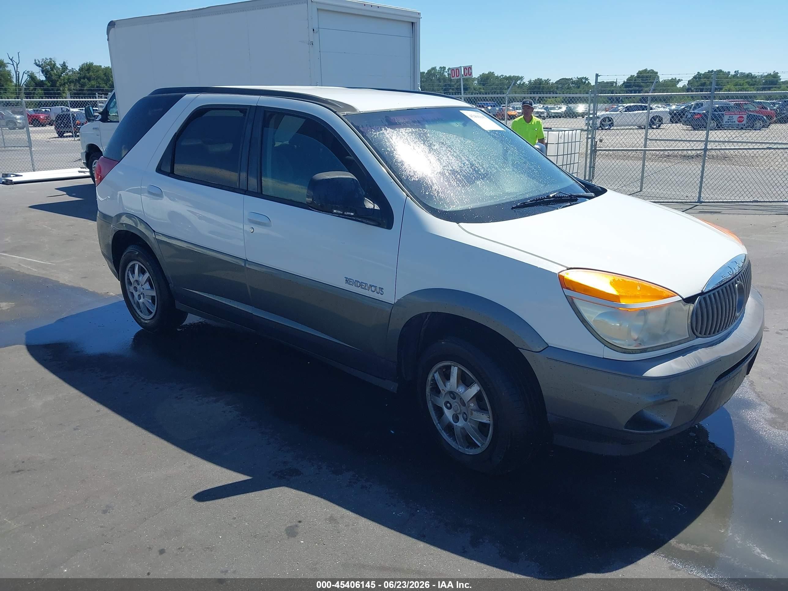 2003 Buick Rendezvous CX, VIN 3G5DA03E43S597597 — Normal wear