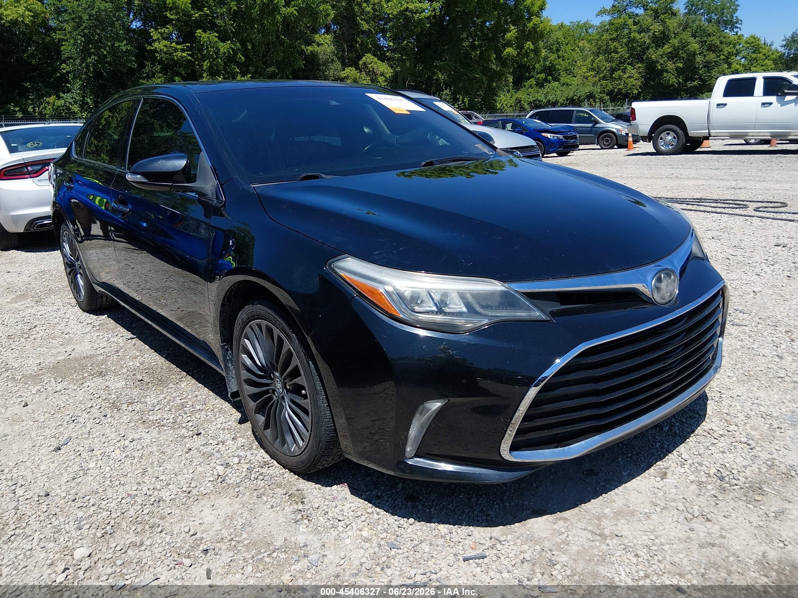 2018 Toyota Avalon Touring, VIN 4T1BK1EB7JU267855 — Rear end