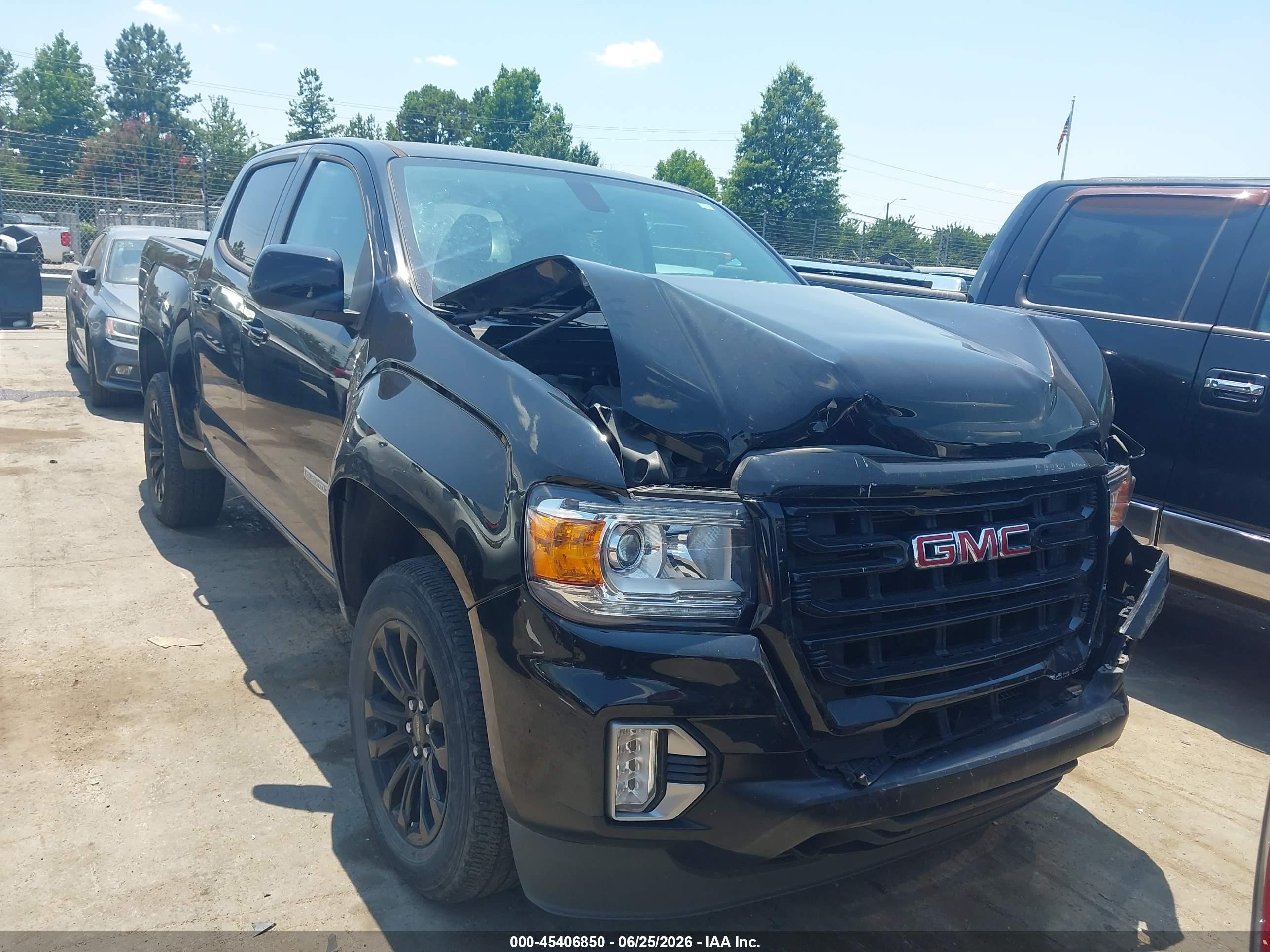 2022 GMC Canyon 2WD Elevation, VIN 1GTG5CEN7N1296254 — Front end